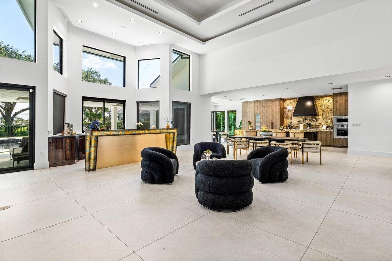 4825 Bocaire Boulevard, Boca Raton, FL 33487 — photo 10 of 52