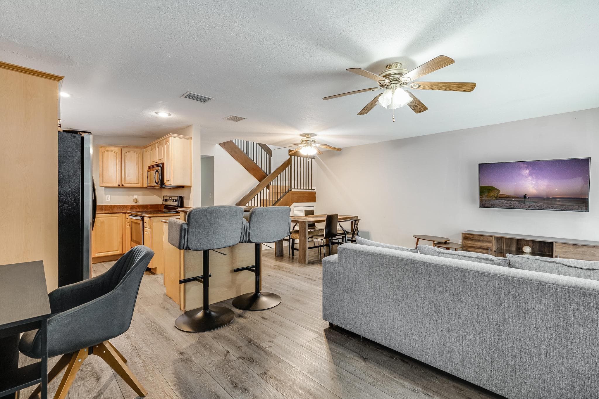 2530 NE 9th Street 1, Fort Lauderdale, FL 33304 — photo 7 of 28