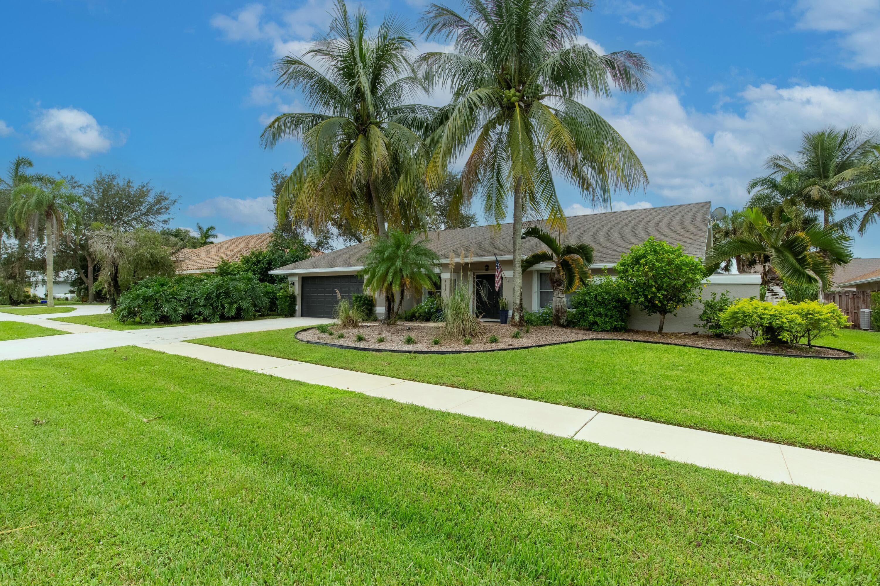 1741 Grantham Drive, Wellington, FL 33414 — photo 3 of 25