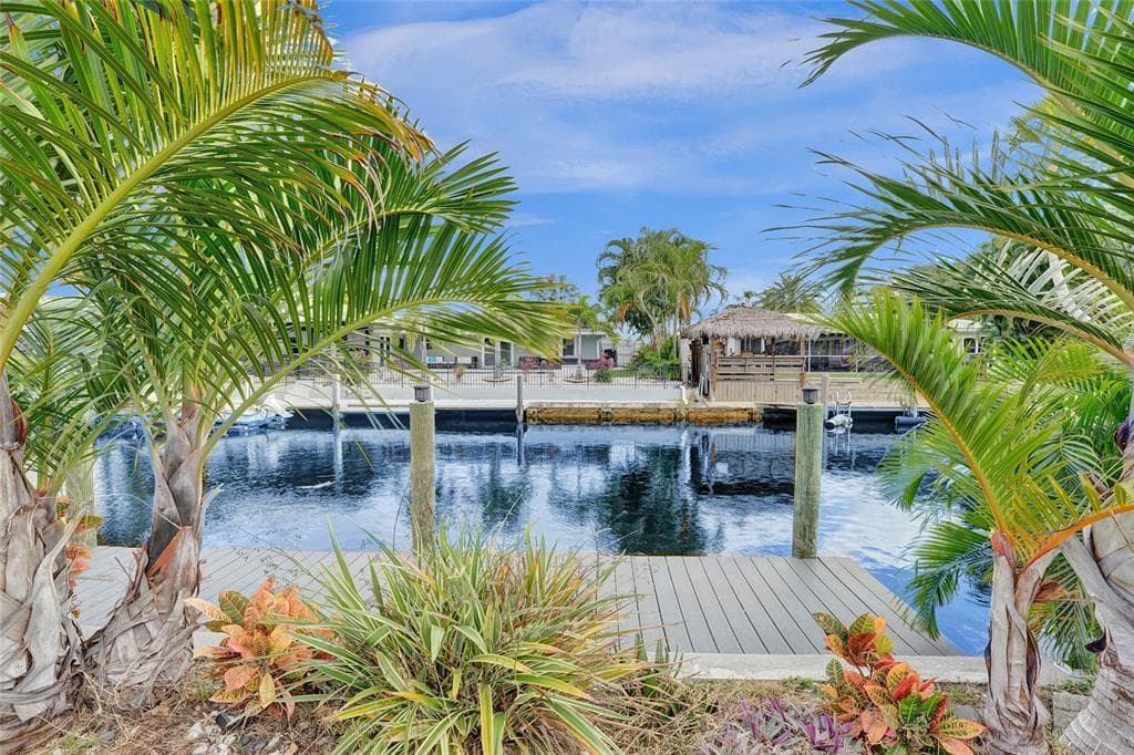 1710 SW 6th Avenue, Pompano Beach, FL 33060 — photo 3 of 50