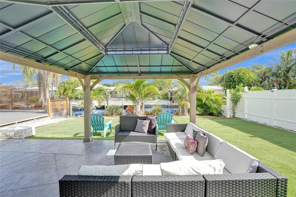 1710 SW 6th Avenue, Pompano Beach, FL 33060 — photo 39 of 50