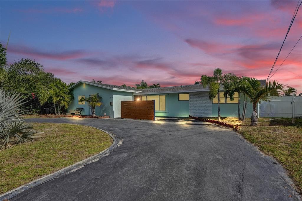 1710 SW 6th Avenue, Pompano Beach, FL 33060 — photo 48 of 50