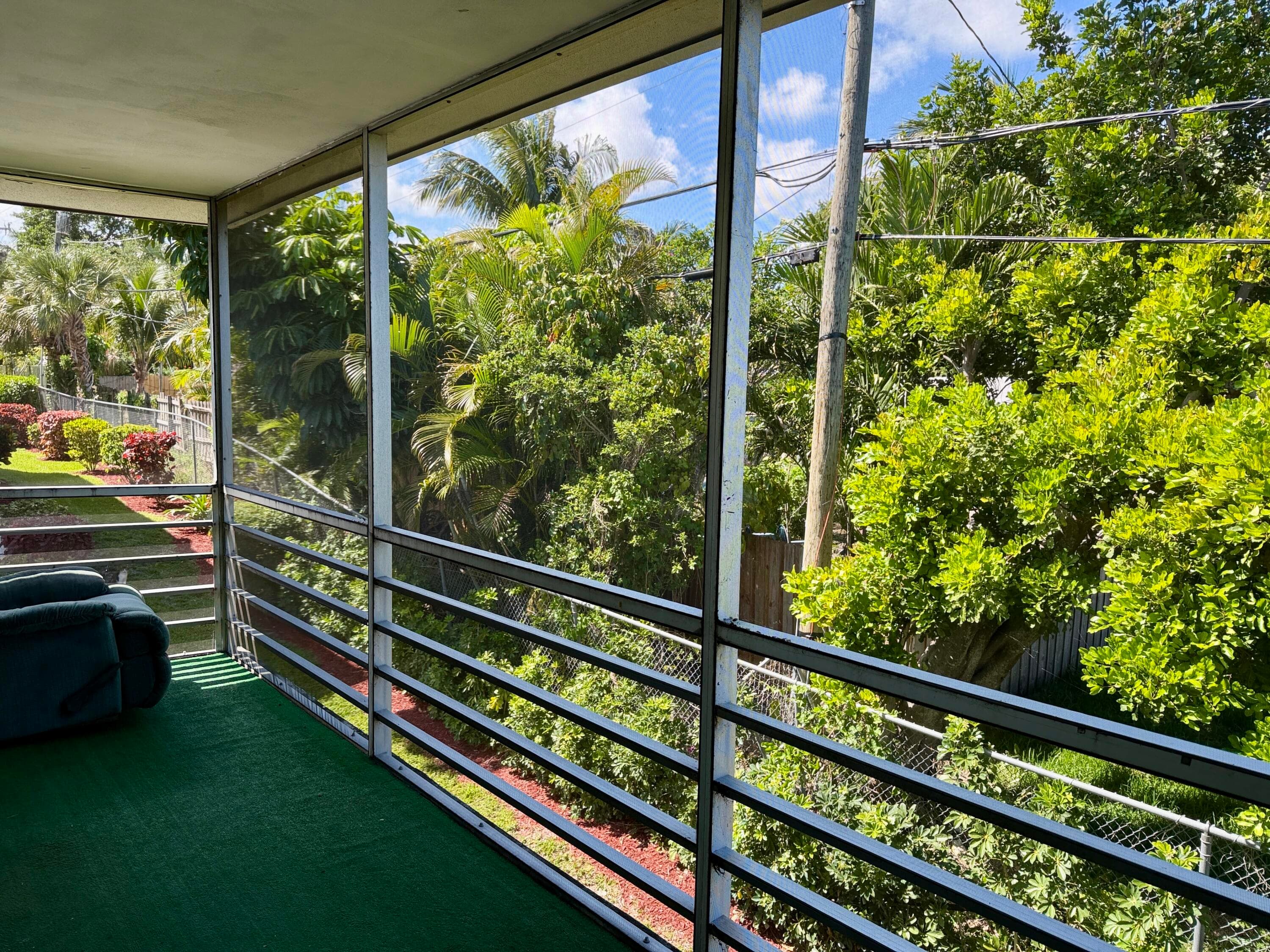 3402 Cynthia Lane 205, Lake Worth Beach, FL 33461 — photo 2 of 30