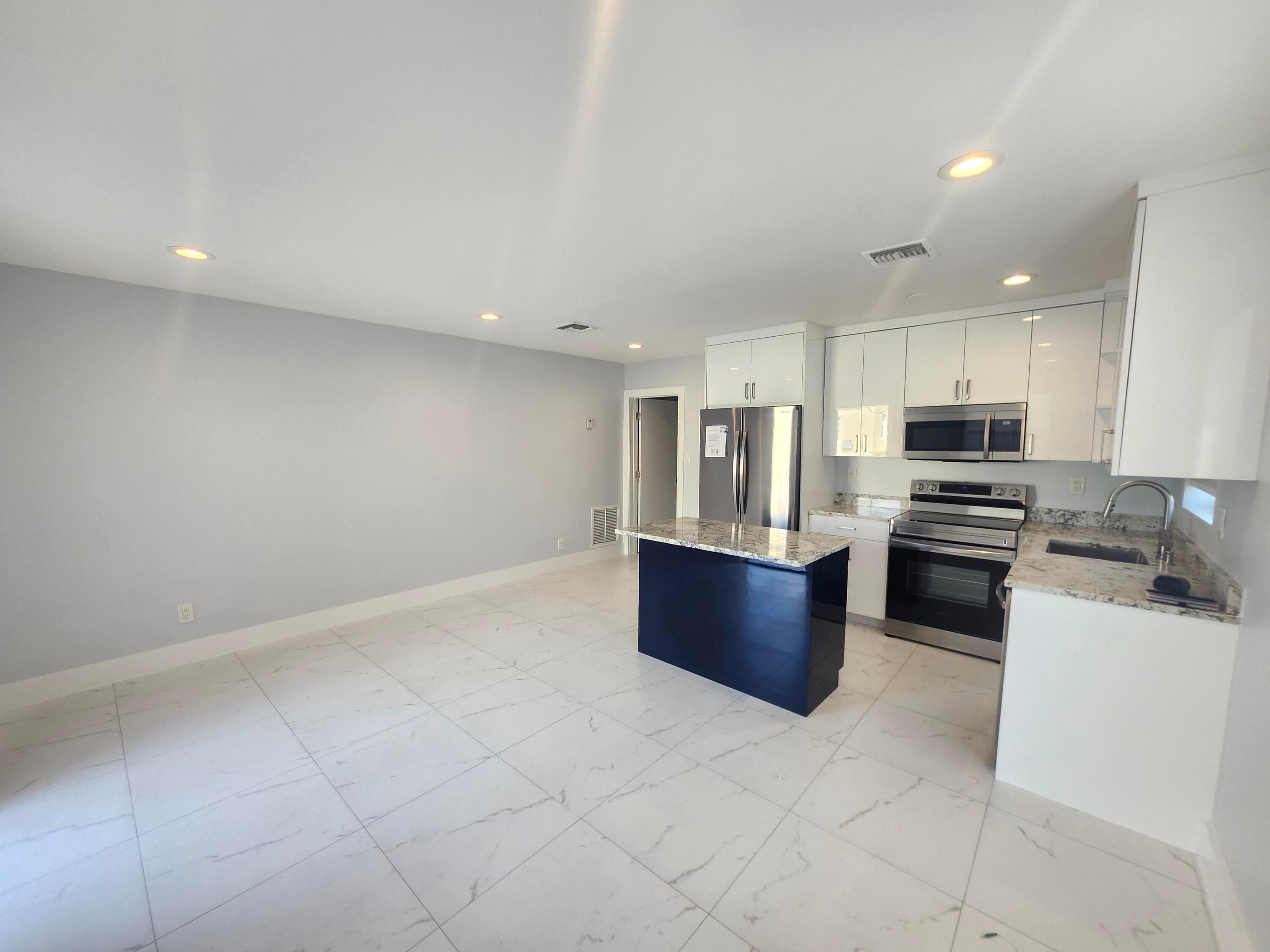 511 N 60th Way East Apartment, Hollywood, FL 33024 — photo 6 of 15