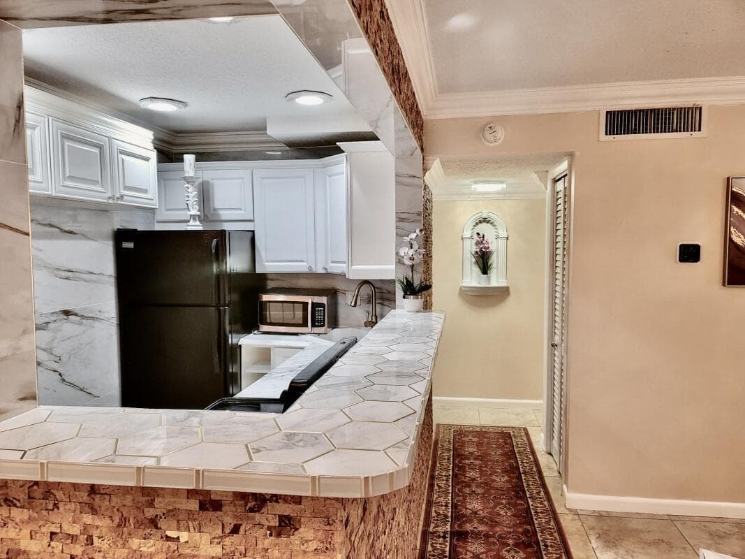 616 NW 13th Street 24, Boca Raton, FL 33486 — photo 9 of 30
