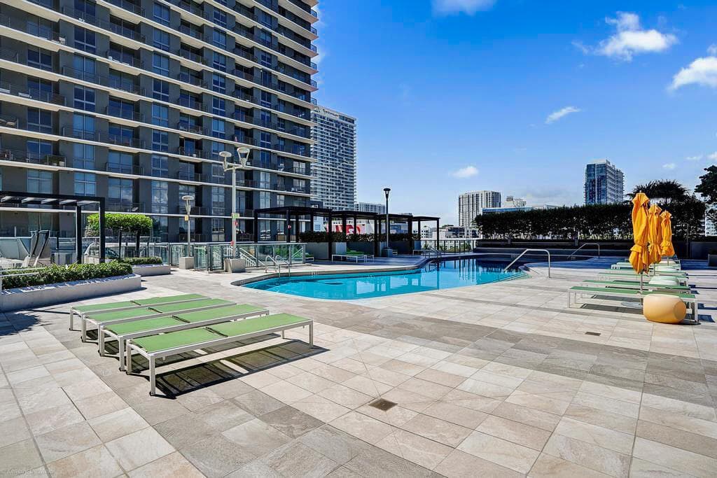 501 NE 31st Street 2506, Miami, FL 33137 — photo 31 of 35