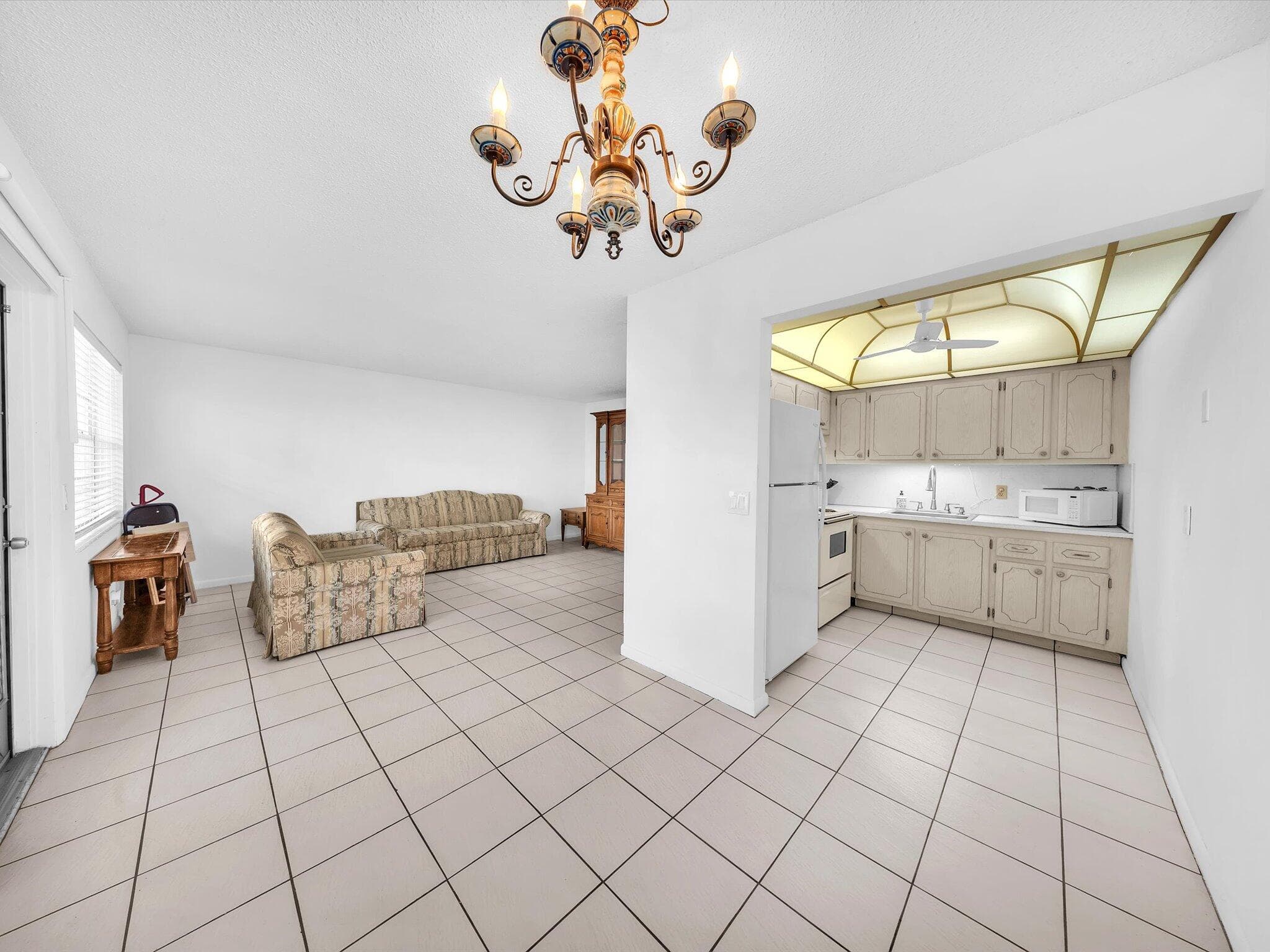 43 Windsor C, West Palm Beach, FL 33417 — photo 17 of 45