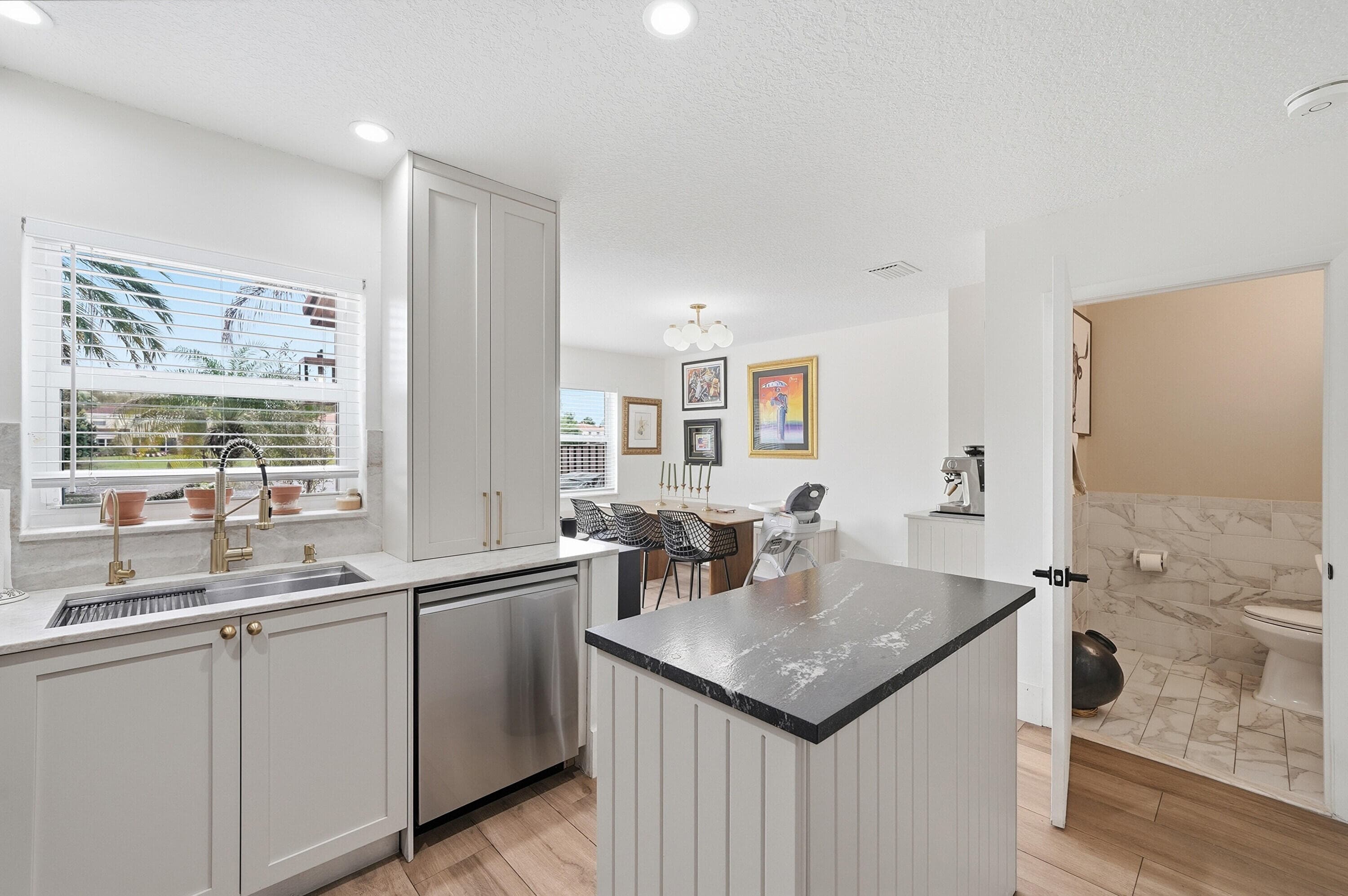 10690 NW 12th Drive, Plantation, FL 33322 — photo 11 of 58