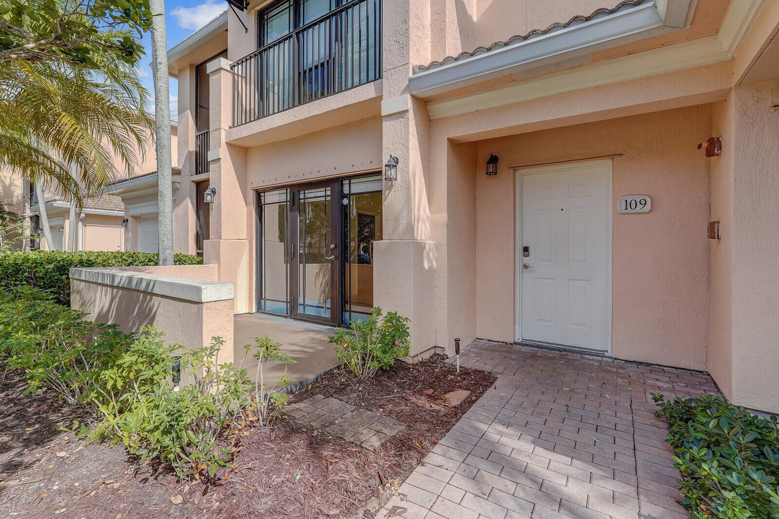 2916 Tuscany Court 109, Palm Beach Gardens, FL 33410 — photo 1 of 31