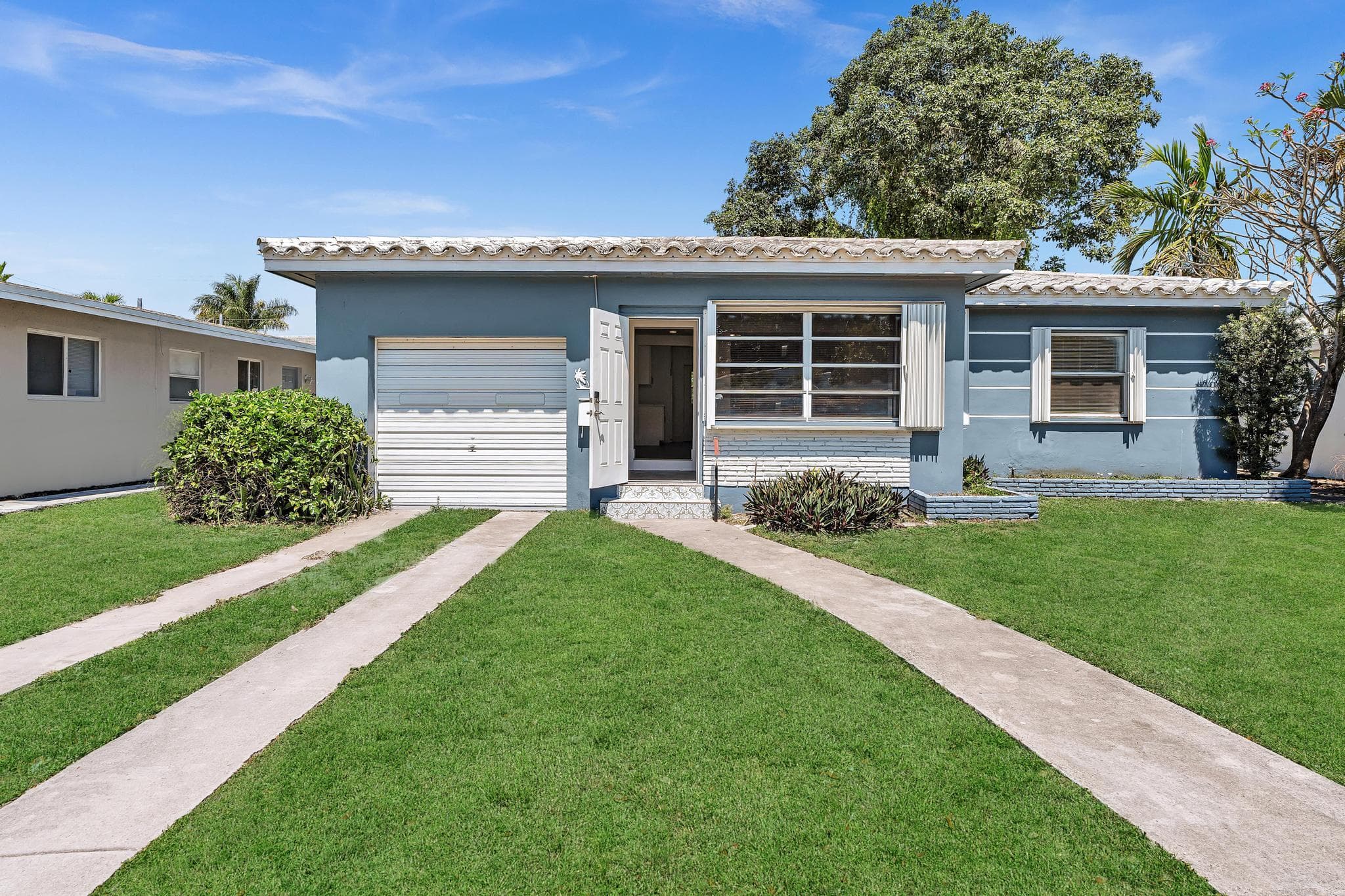1845 Sherman Street, Hollywood, FL 33020 — photo 4 of 44