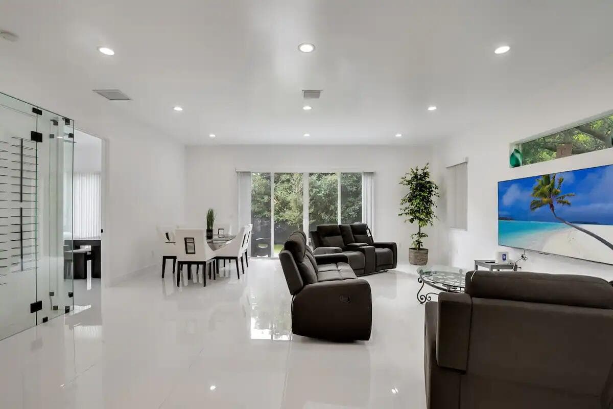 2962 NW 10th Court, Fort Lauderdale, FL 33311 — photo 11 of 27