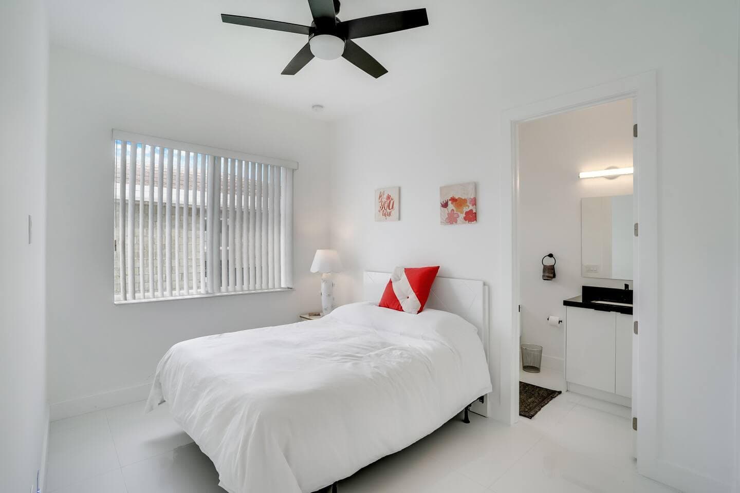 2962 NW 10th Court, Fort Lauderdale, FL 33311 — photo 12 of 27