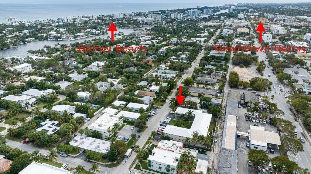 426 NE 7th Avenue 2b, Delray Beach, FL 33483 — photo 2 of 20