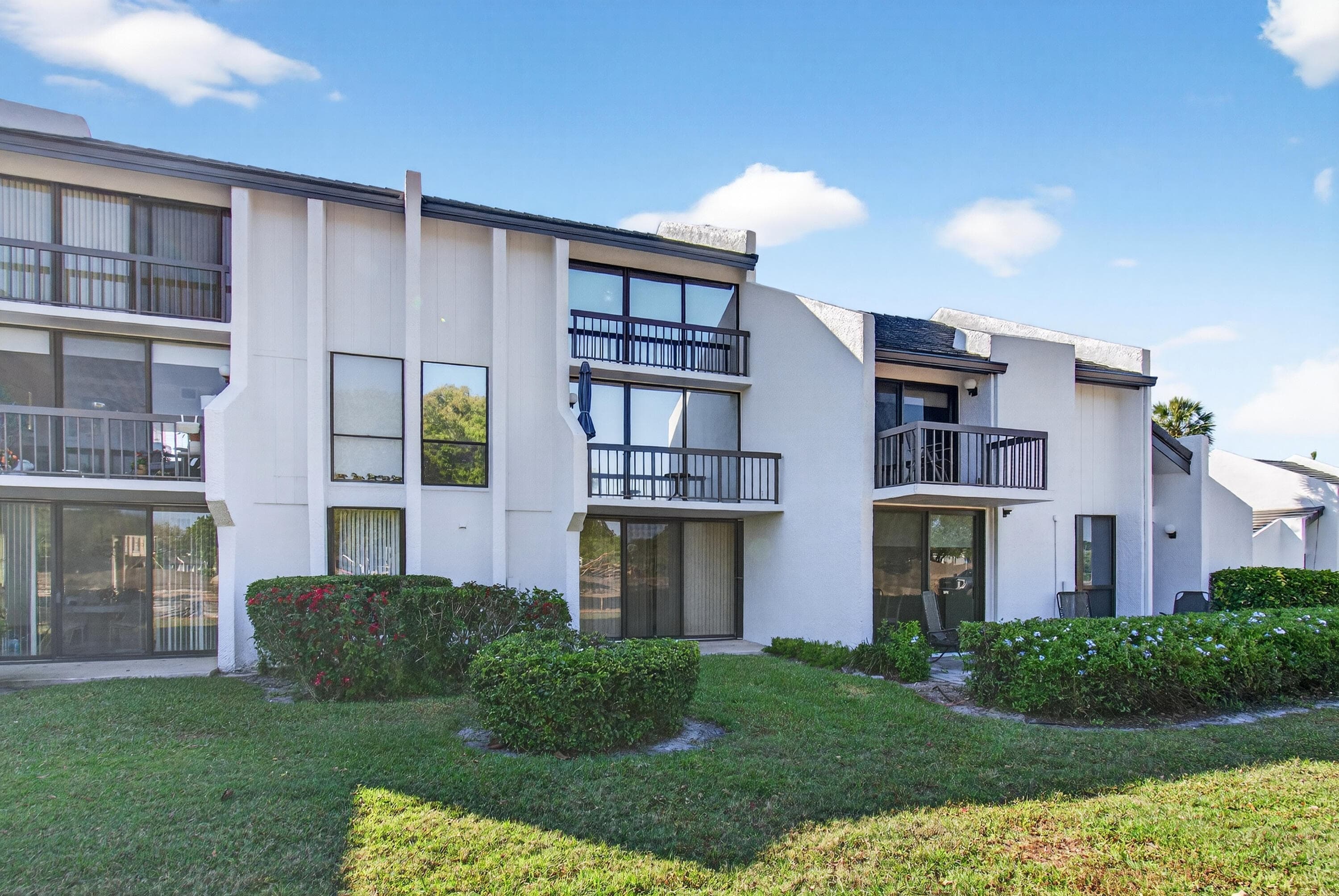 2303 Bridgewood Drive 2303, Boca Raton, FL 33434 — photo 41 of 45