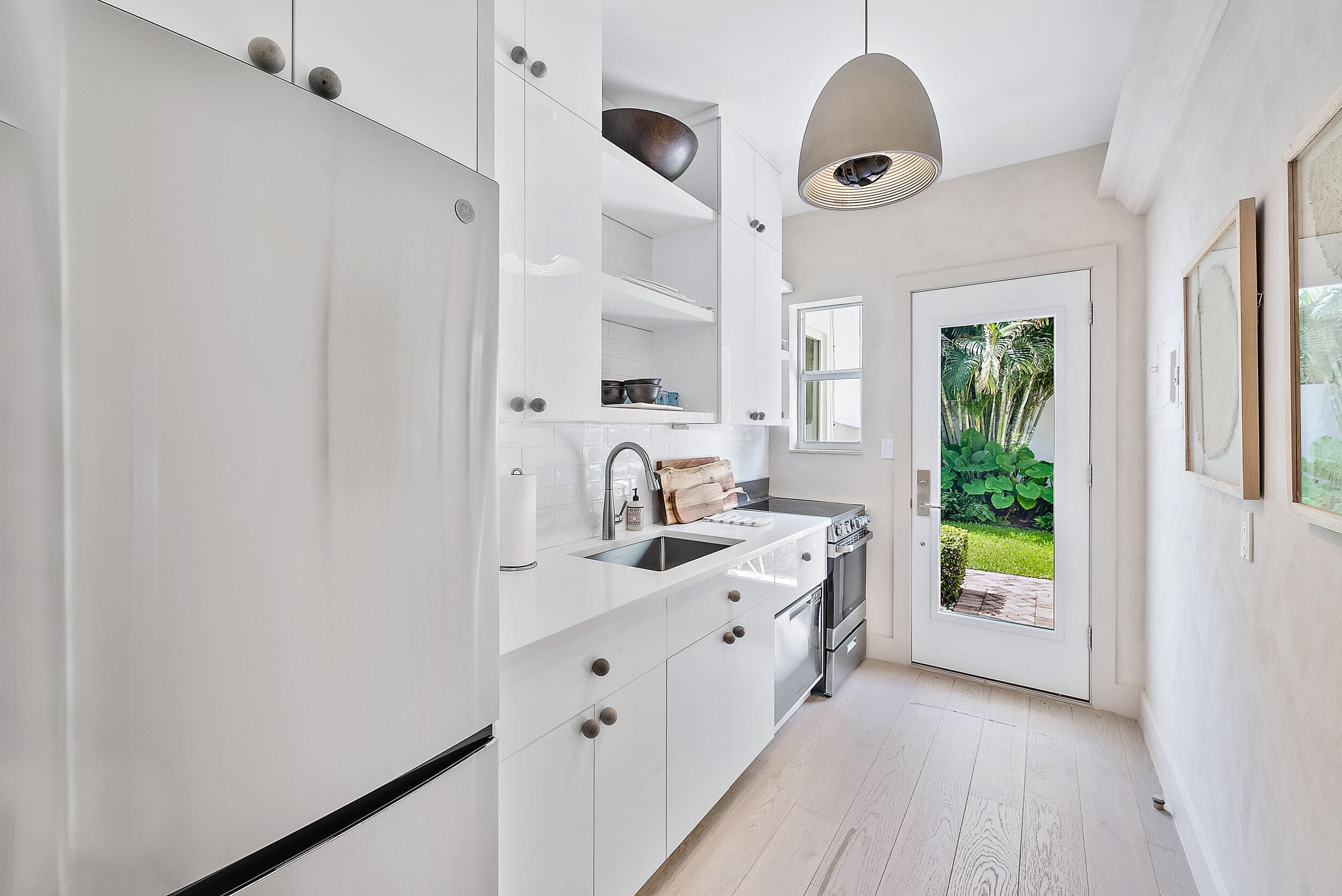 220 Atlantic Avenue 3, Palm Beach, FL 33480 — photo 11 of 36