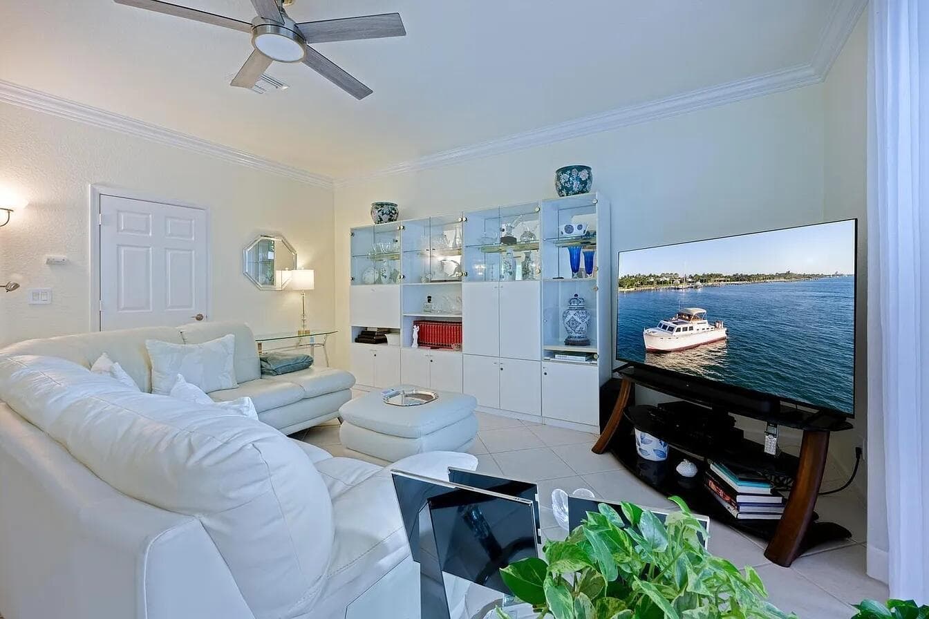 4156 Meade Way, West Palm Beach, FL 33409 — photo 15 of 41