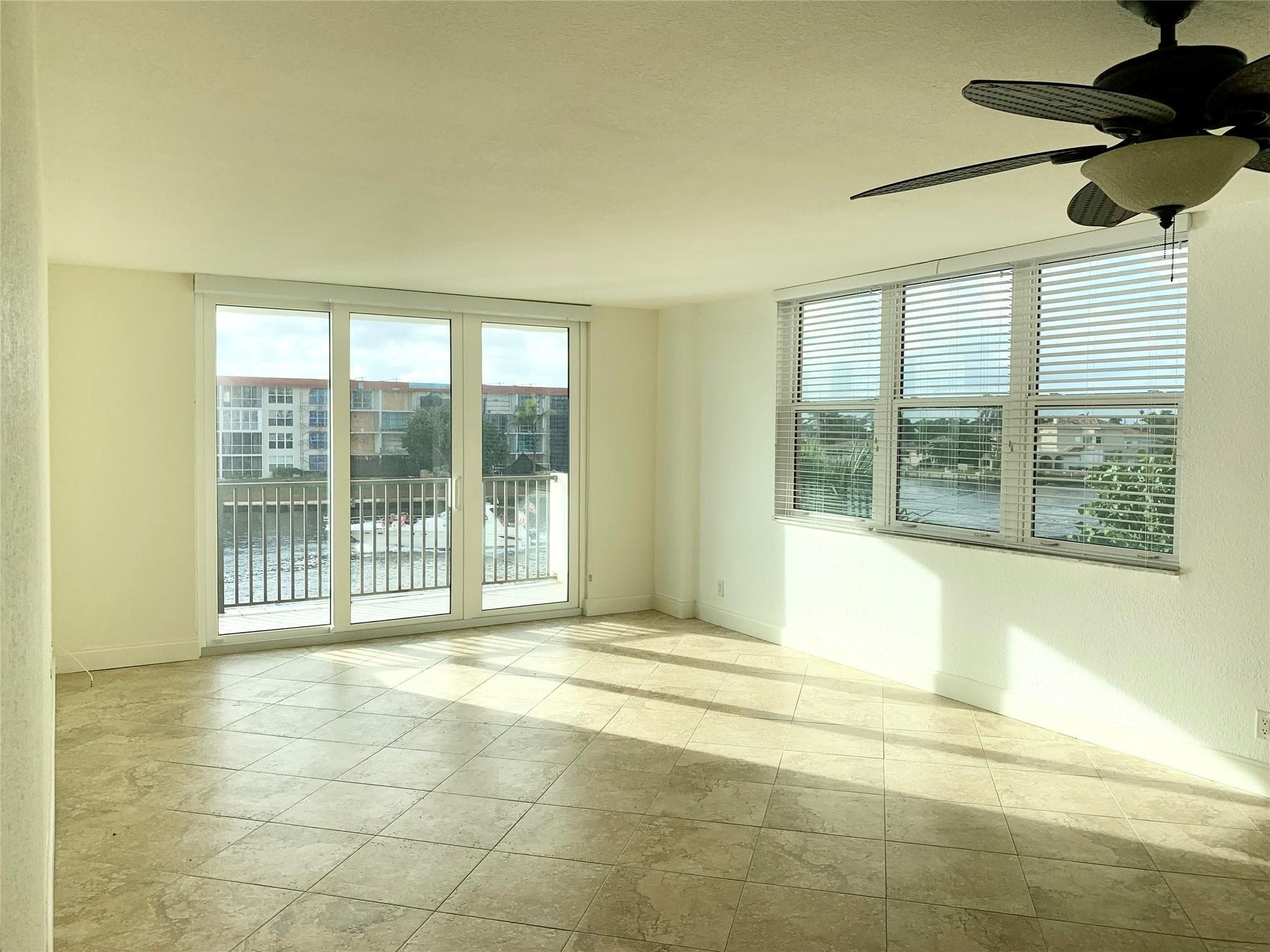 1150 Hillsboro Mile 207, Hillsboro Beach, FL 33062 — photo 7 of 51