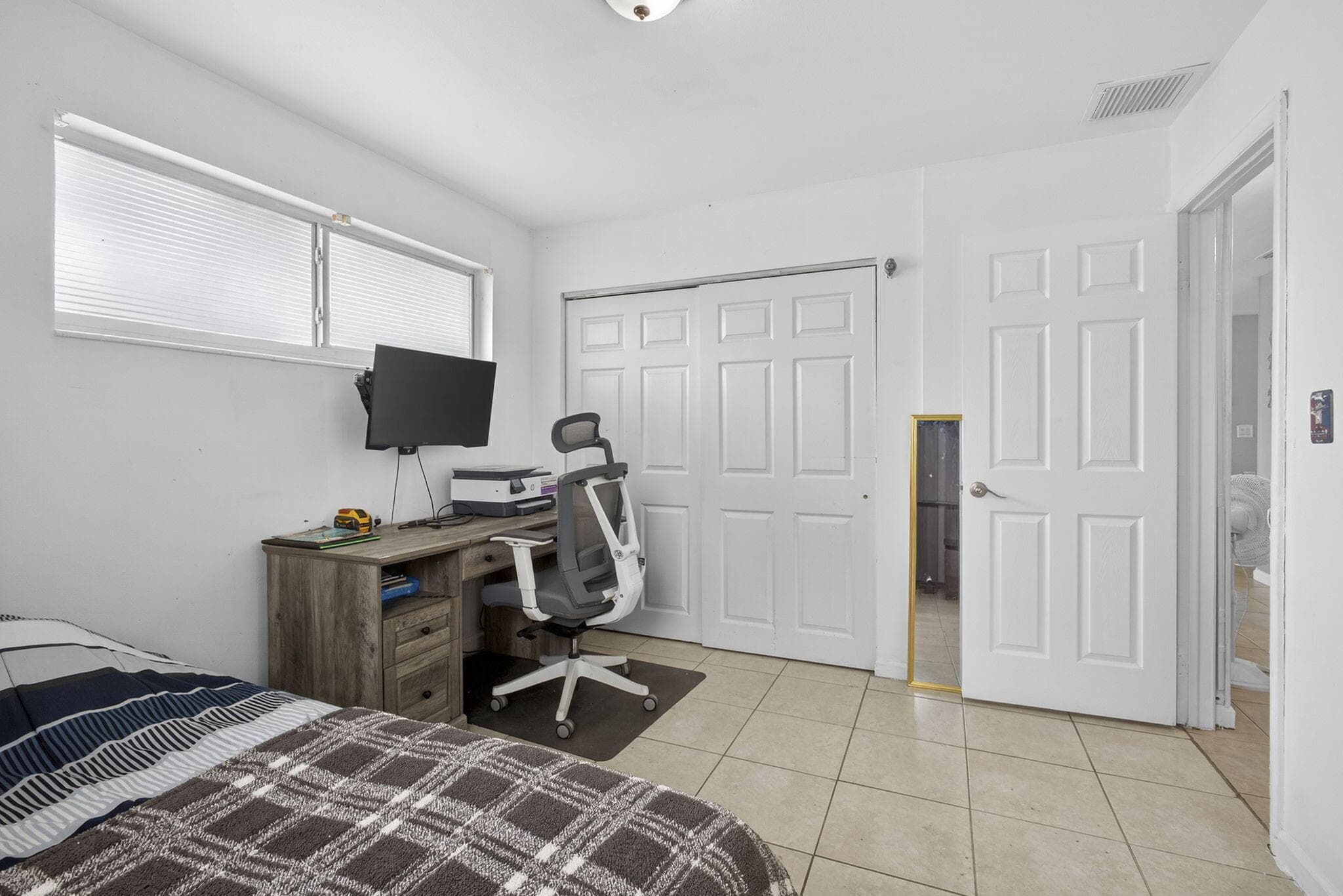 9141 Birmingham Drive, Palm Beach Gardens, FL 33410 — photo 14 of 59