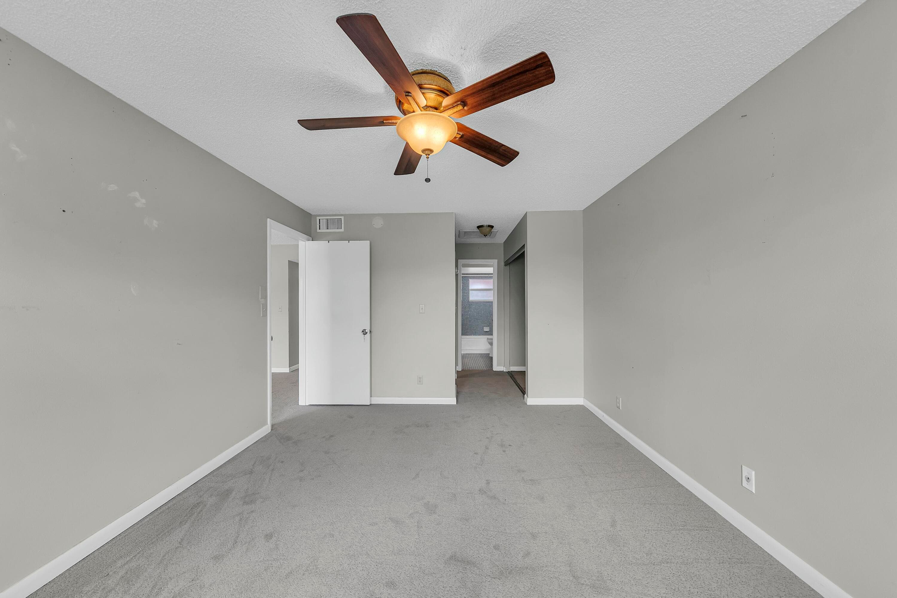 9401 Sunrise Lakes Boulevard 311, Sunrise, FL 33322 — photo 19 of 44