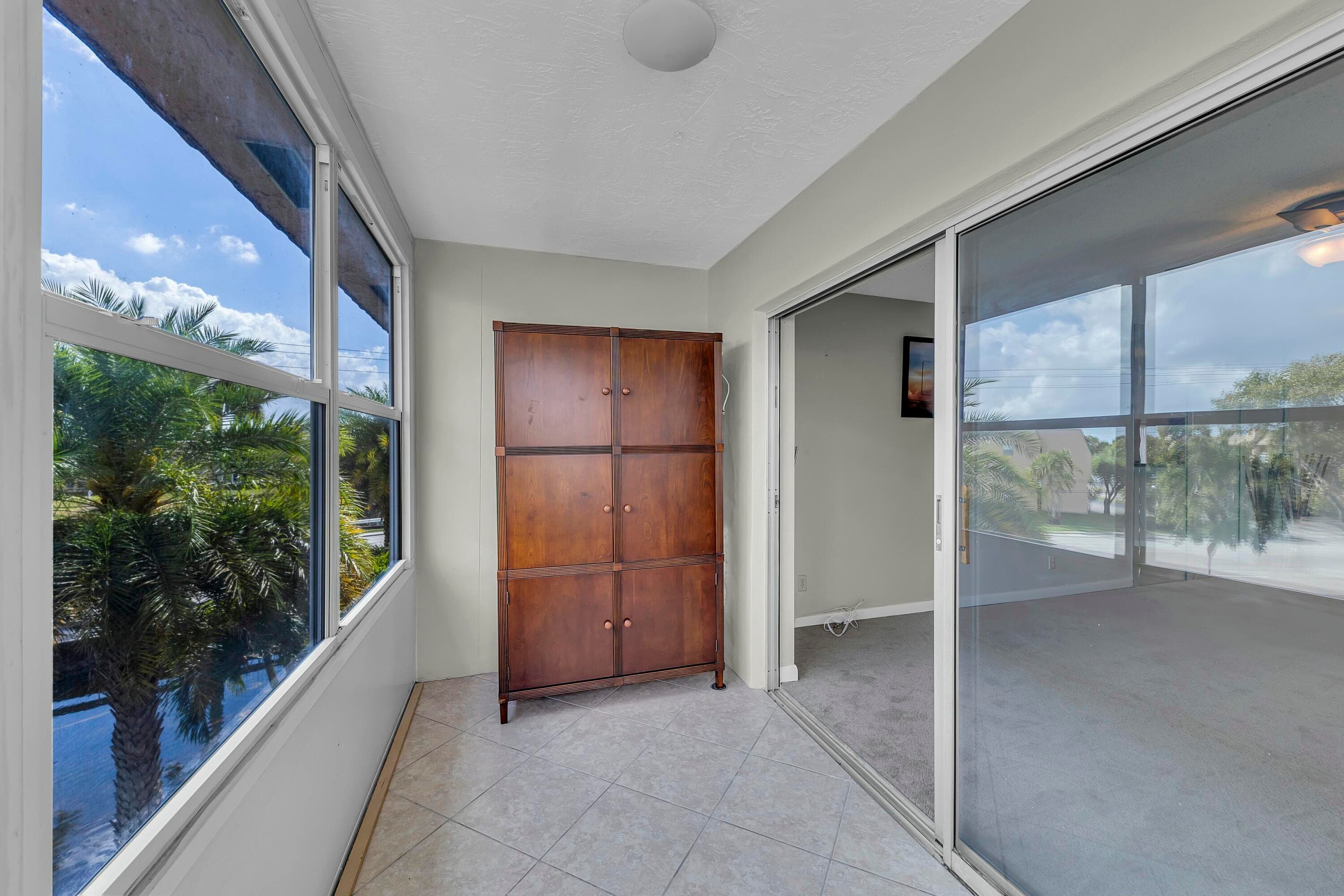 9401 Sunrise Lakes Boulevard 311, Sunrise, FL 33322 — photo 26 of 44