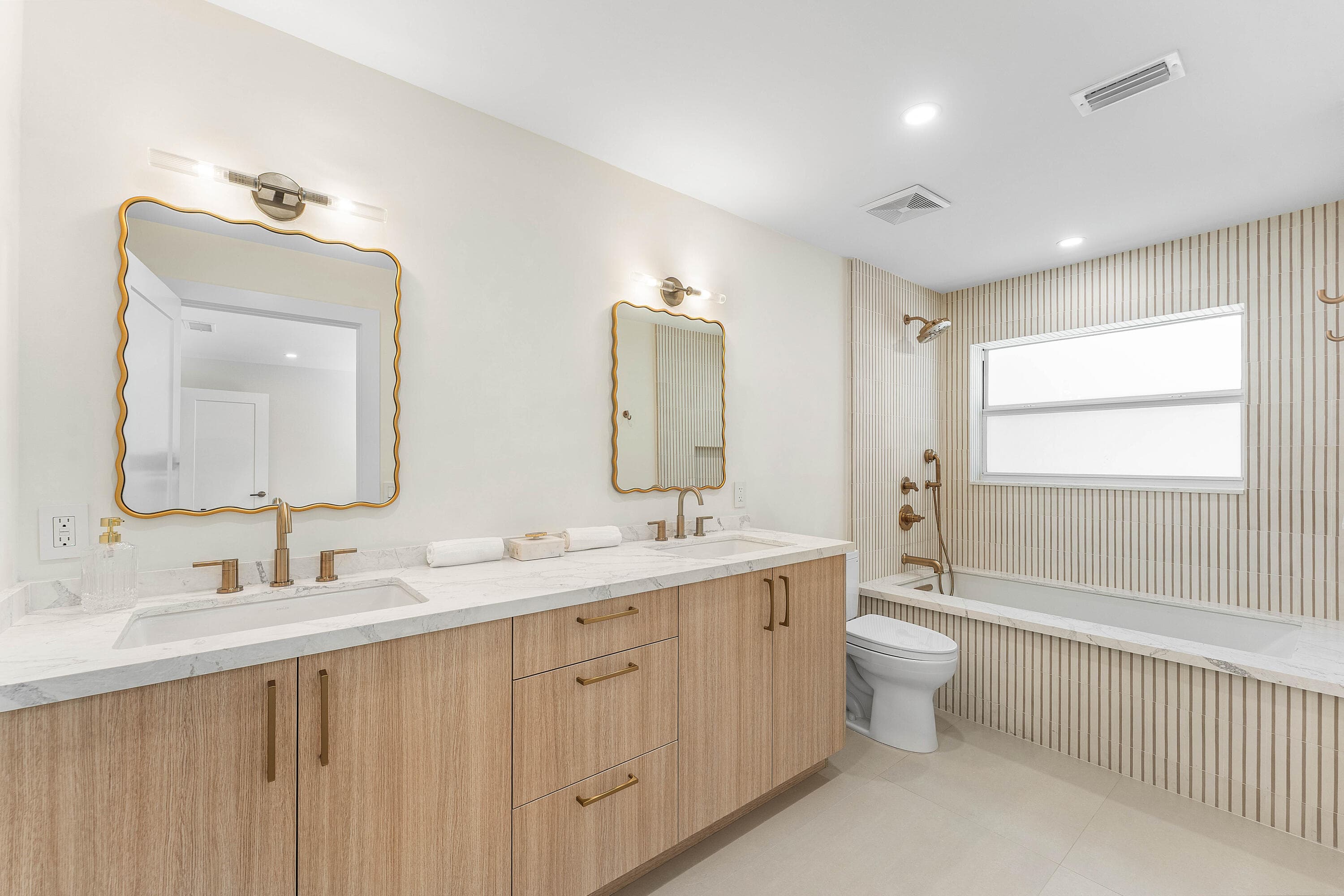 654 W Lakewoode Circle, Delray Beach, FL 33445 — photo 14 of 25