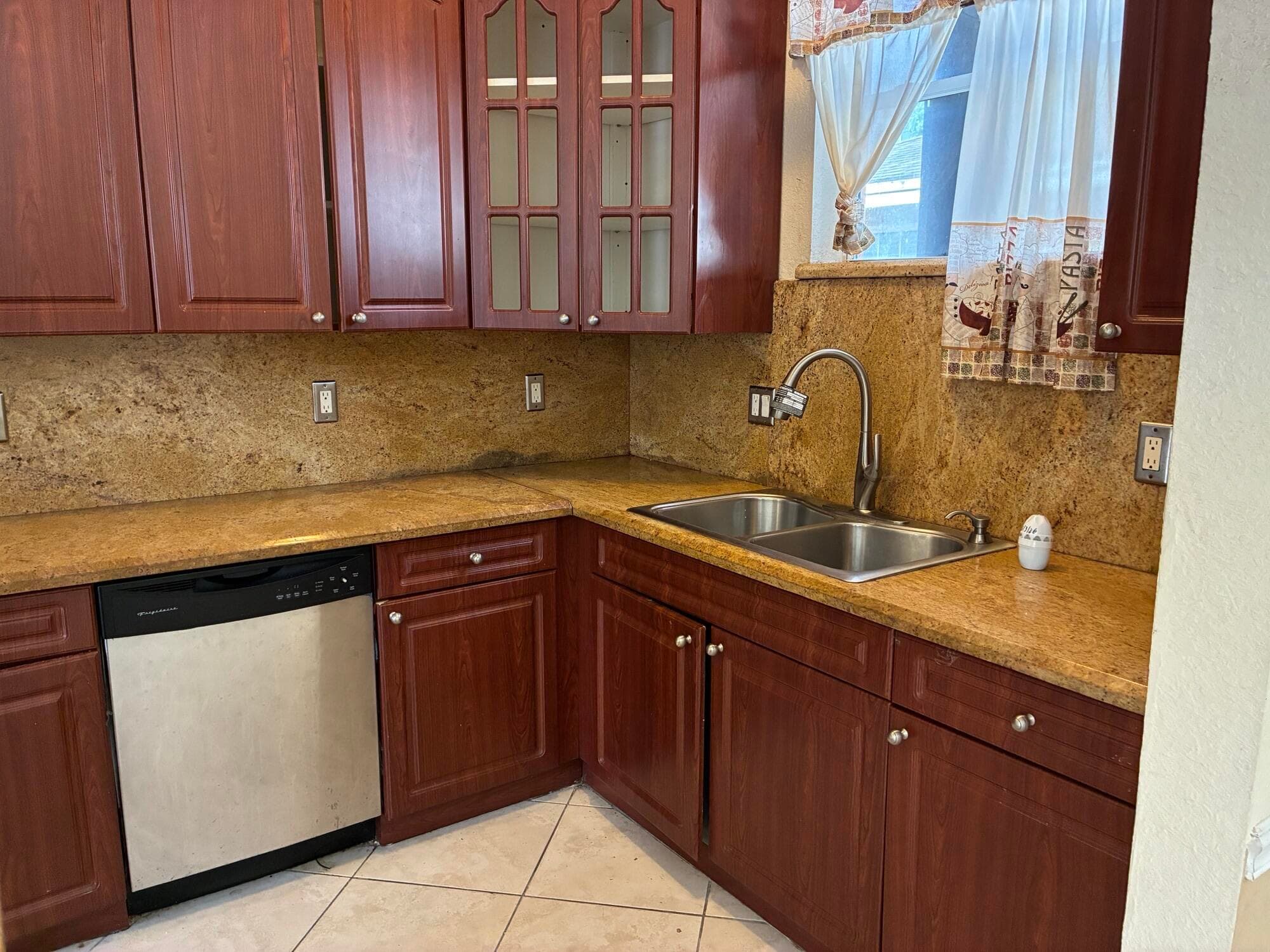 2200 NW 5th Street, Pompano Beach, FL 33069 — photo 2 of 15