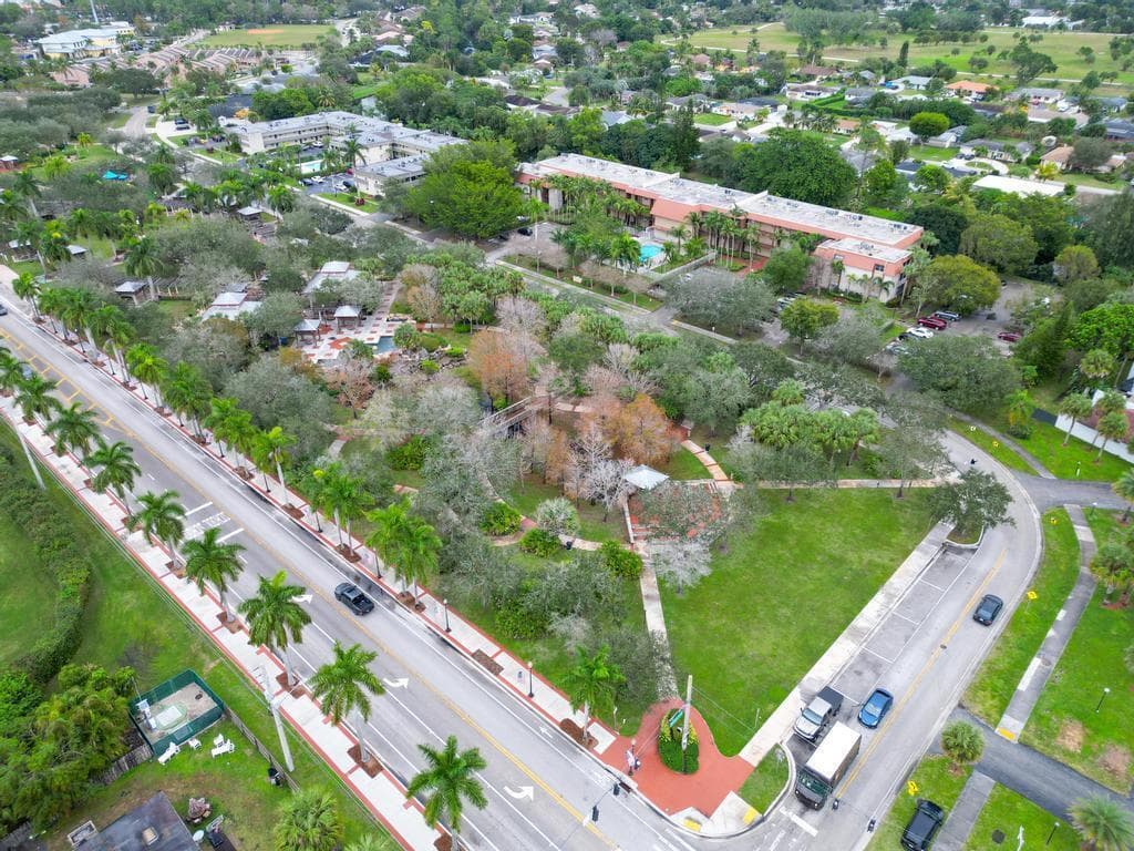 120 Sparrow Drive 205, Royal Palm Beach, FL 33411 — photo 24 of 27