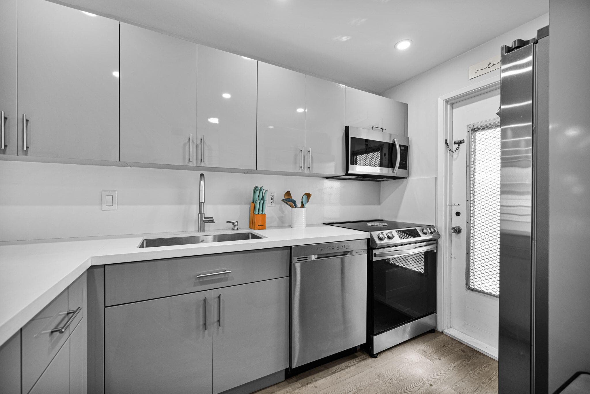 400 SE 10th Street 303, Deerfield Beach, FL 33441 — photo 4 of 34