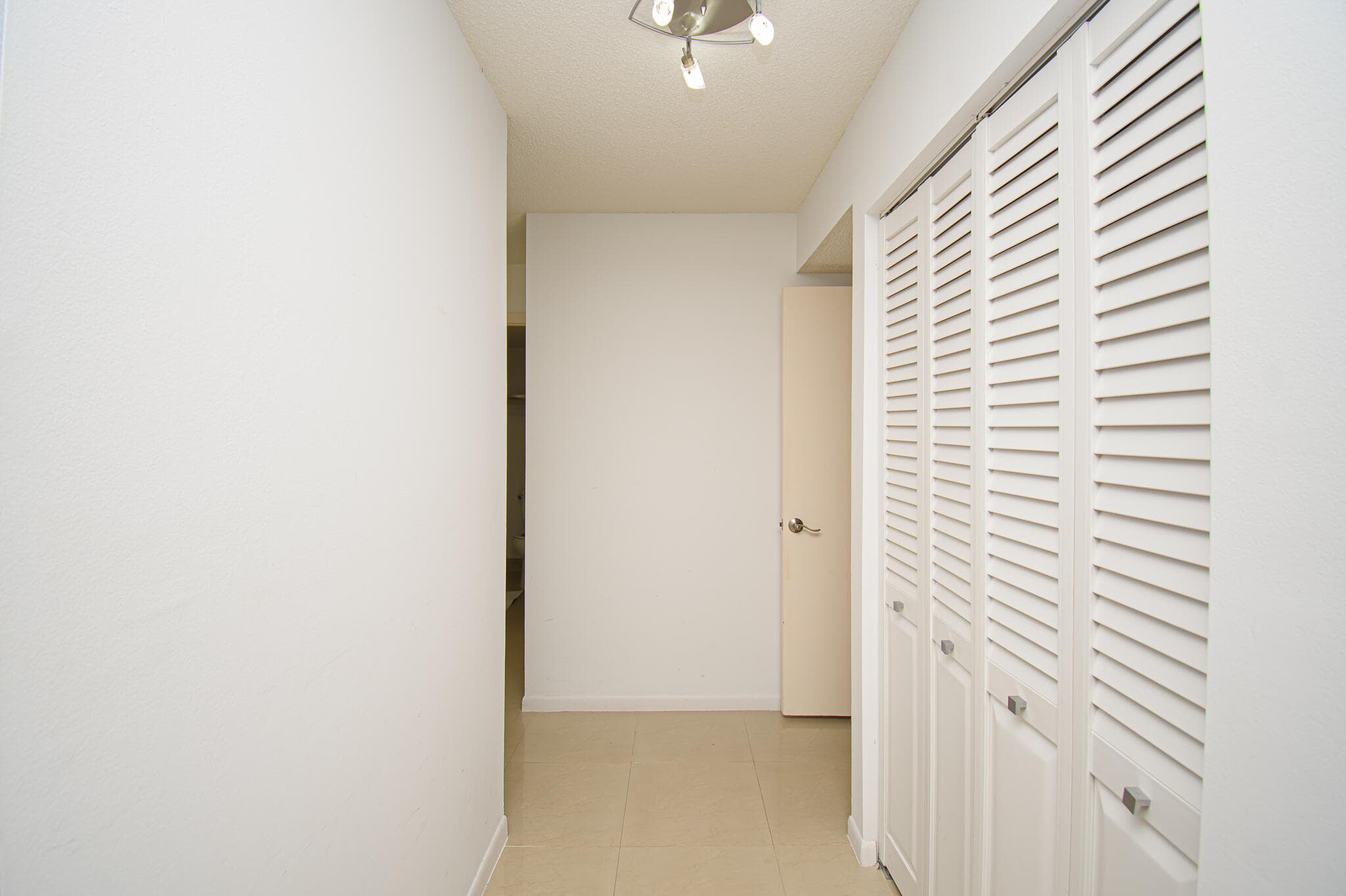 8334 Cypress Lane 1a, Boca Raton, FL 33433 — photo 11 of 42