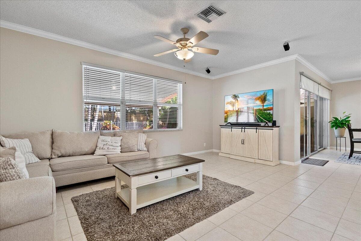 114 Lancaster Way, Royal Palm Beach, FL 33414 — photo 7 of 35