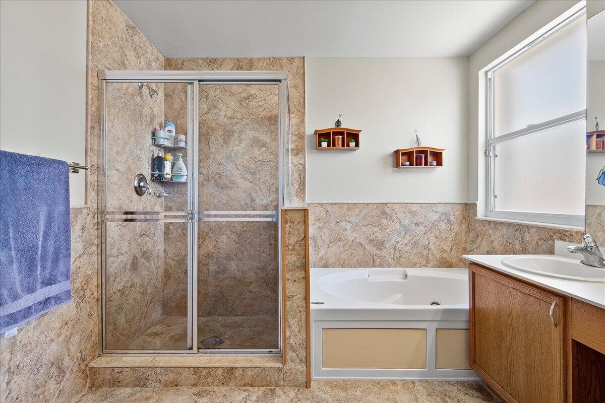 114 Lancaster Way, Royal Palm Beach, FL 33414 — photo 16 of 35
