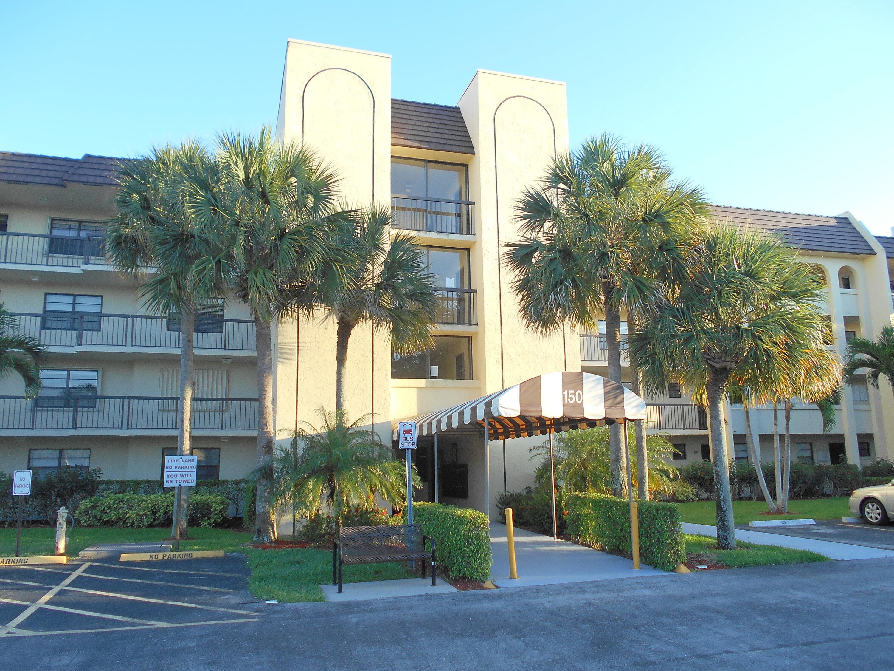 150 Lake Nancy Lane 320, West Palm Beach, FL 33411 — photo 1 of 25
