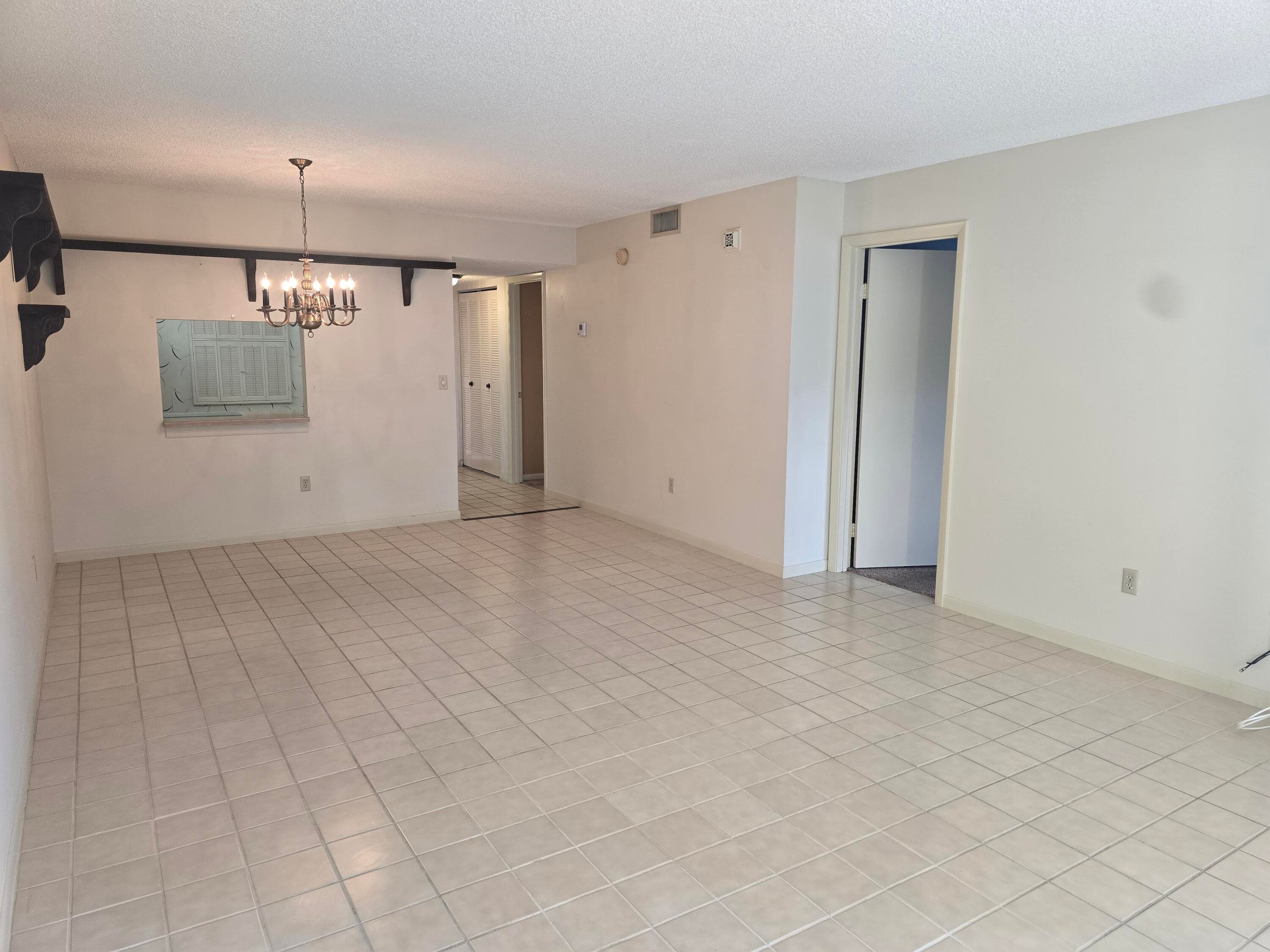 150 Lake Nancy Lane 320, West Palm Beach, FL 33411 — photo 7 of 25