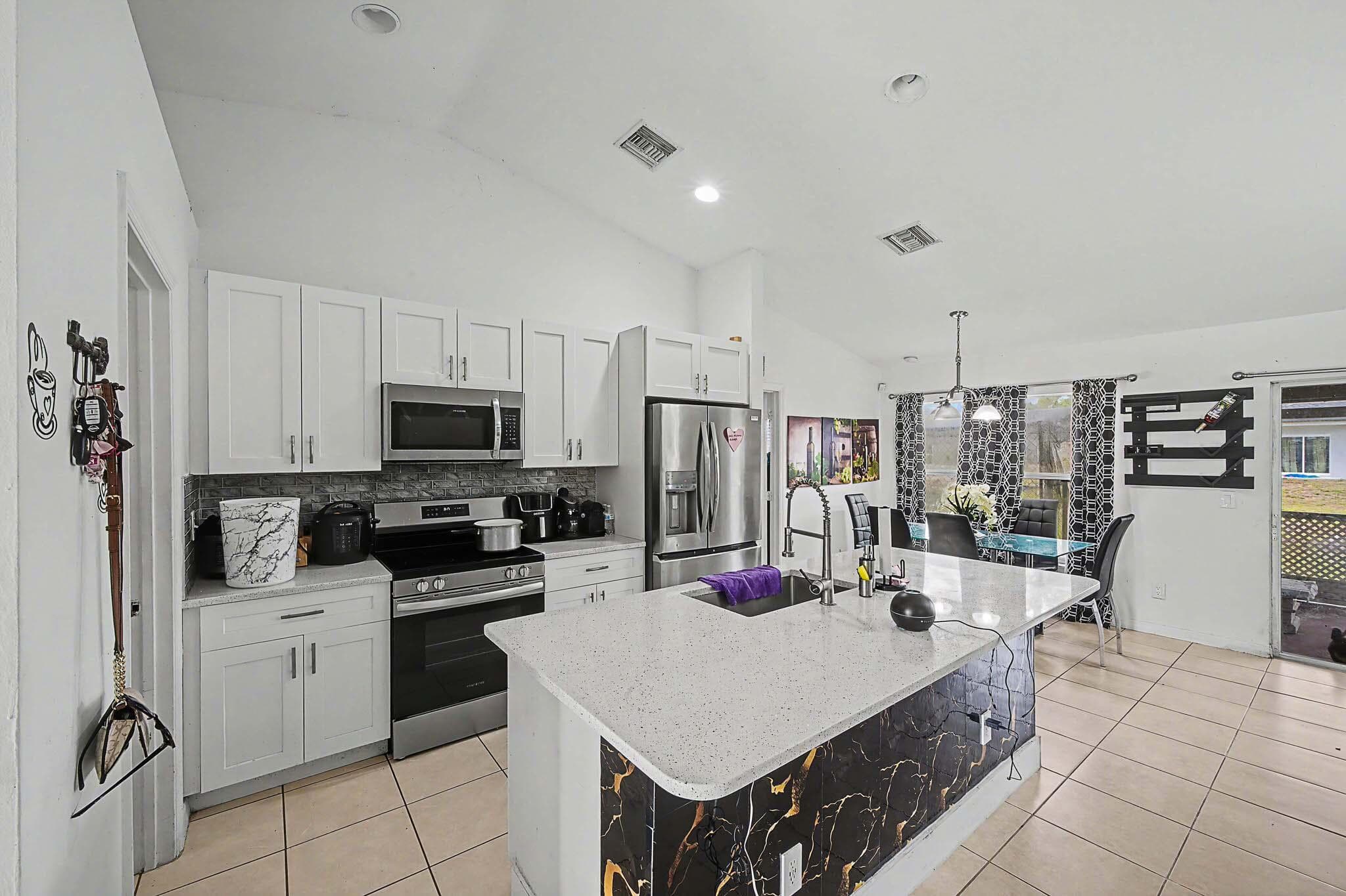 2900 W 42nd St Street W, Lehigh Acres, FL 33971 — photo 13 of 50