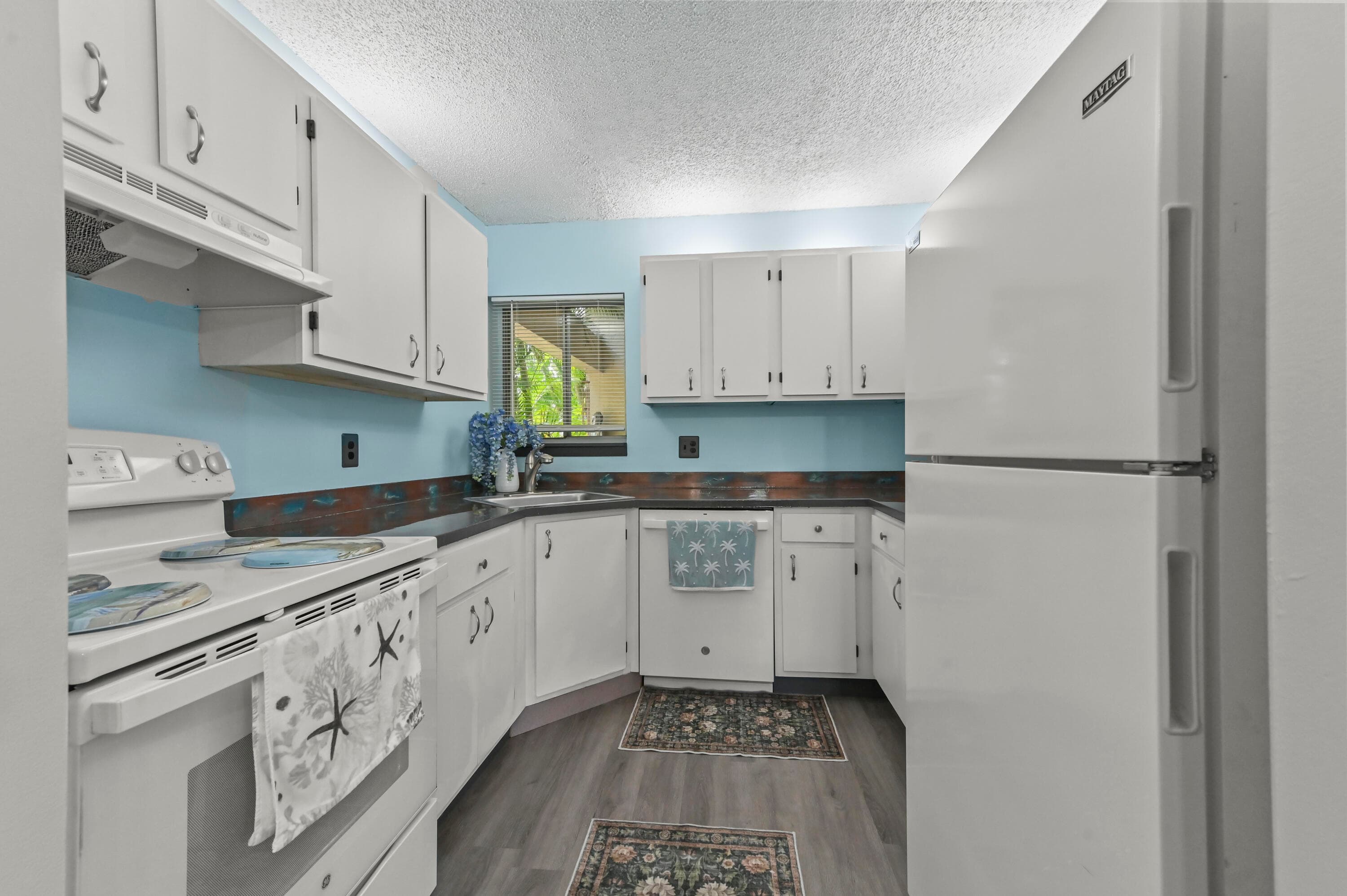 6500 Chasewood Drive A, Jupiter, FL 33458 — photo 9 of 31