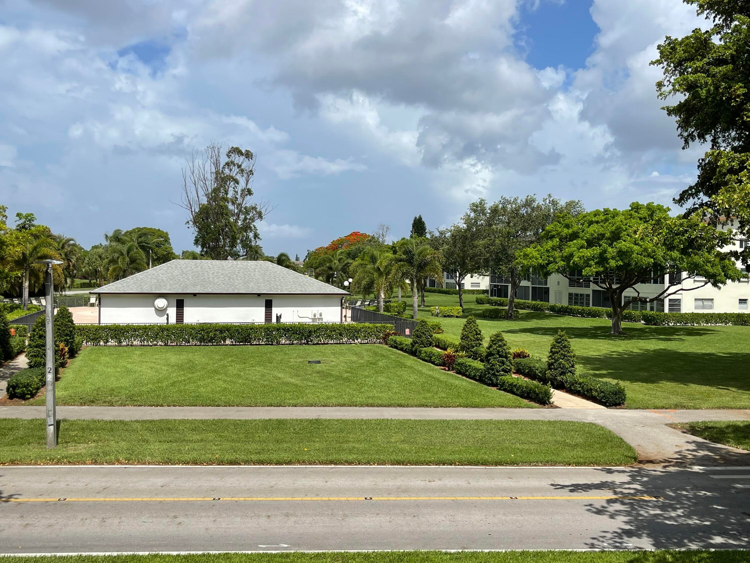 27 Mansfield A, Boca Raton, FL 33434 — photo 42 of 48