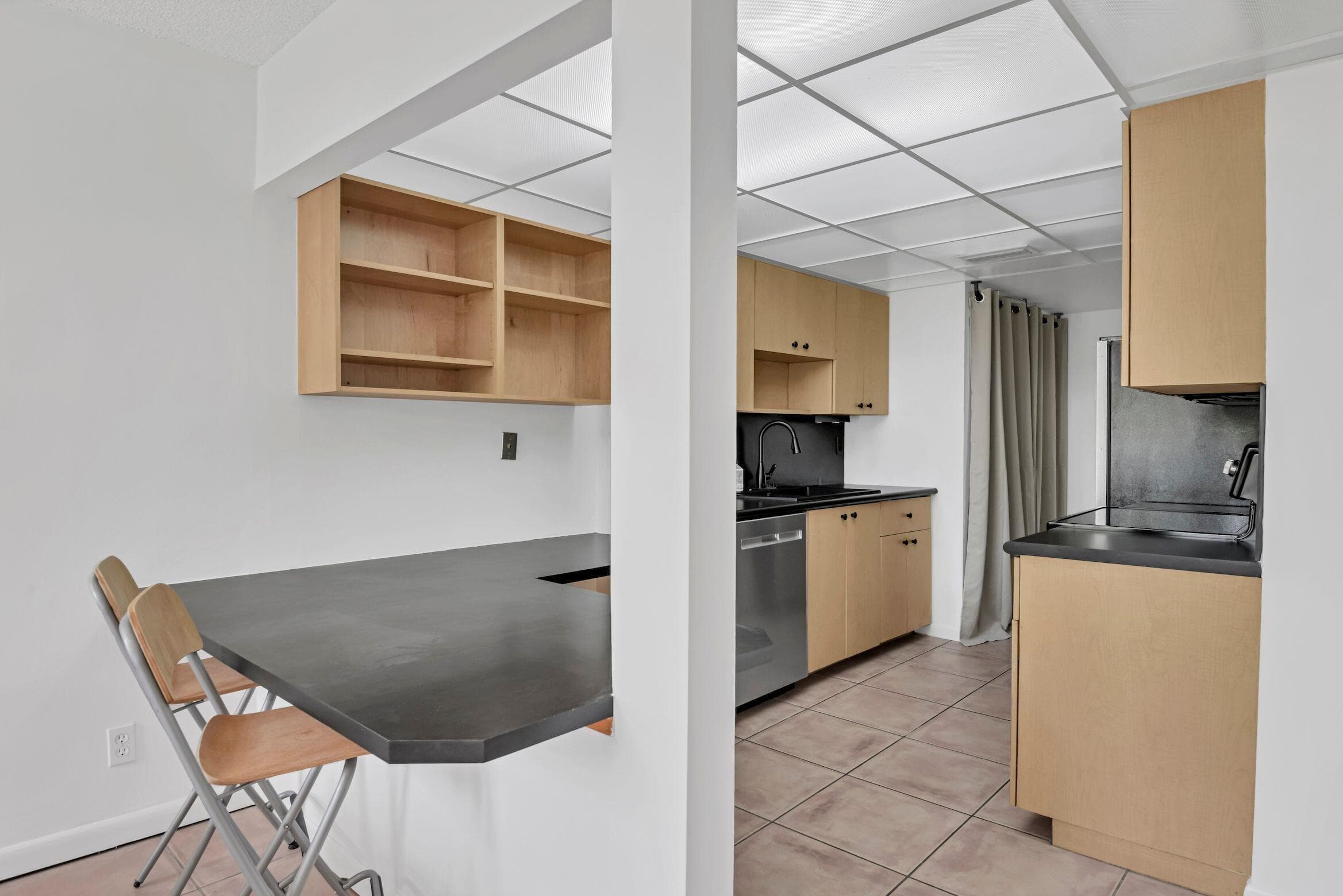 799 Jeffery Street 105, Boca Raton, FL 33487 — photo 5 of 49