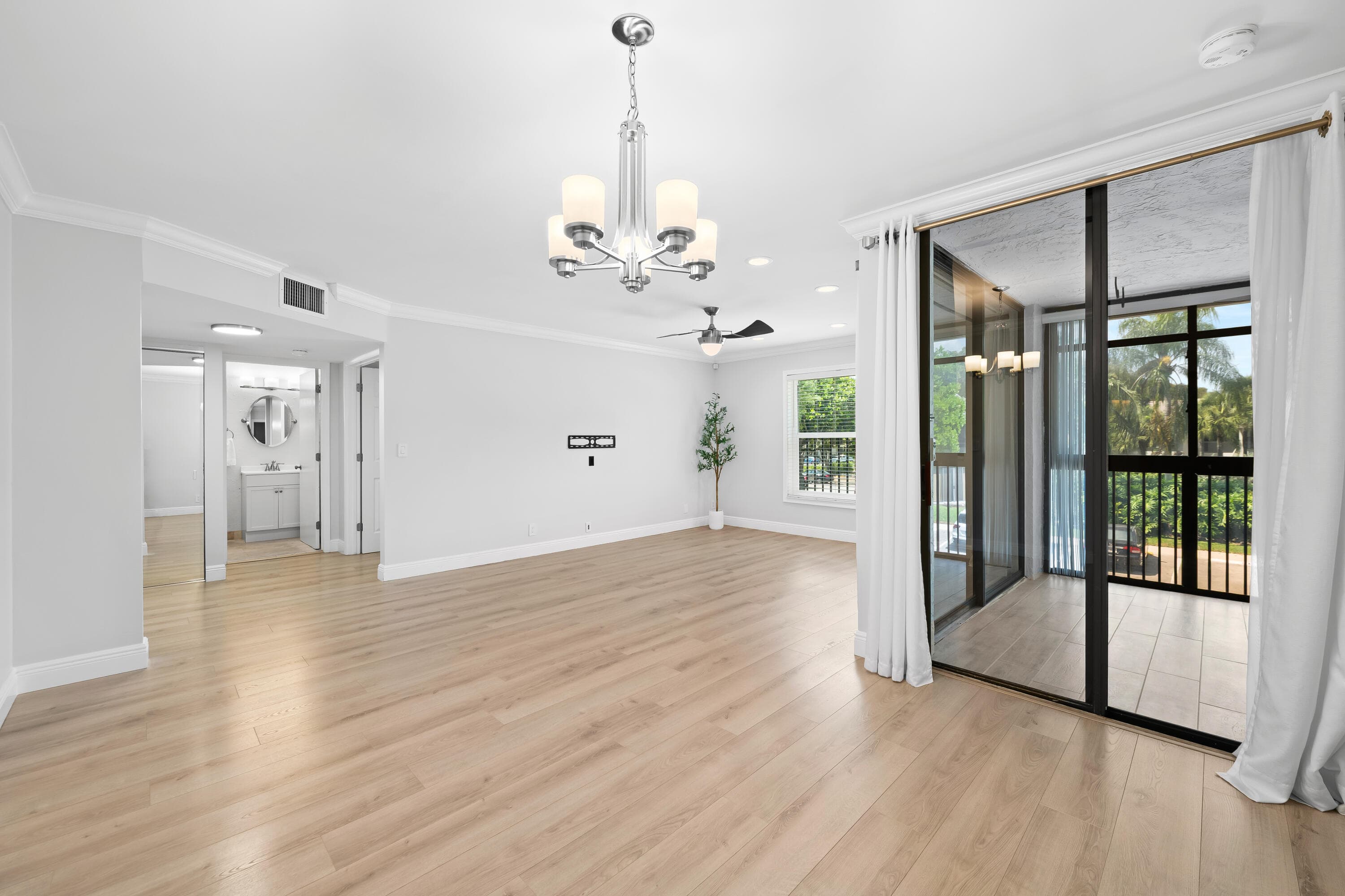 4664 NW 22nd Street, Coconut Creek, FL 33063 — photo 8 of 43