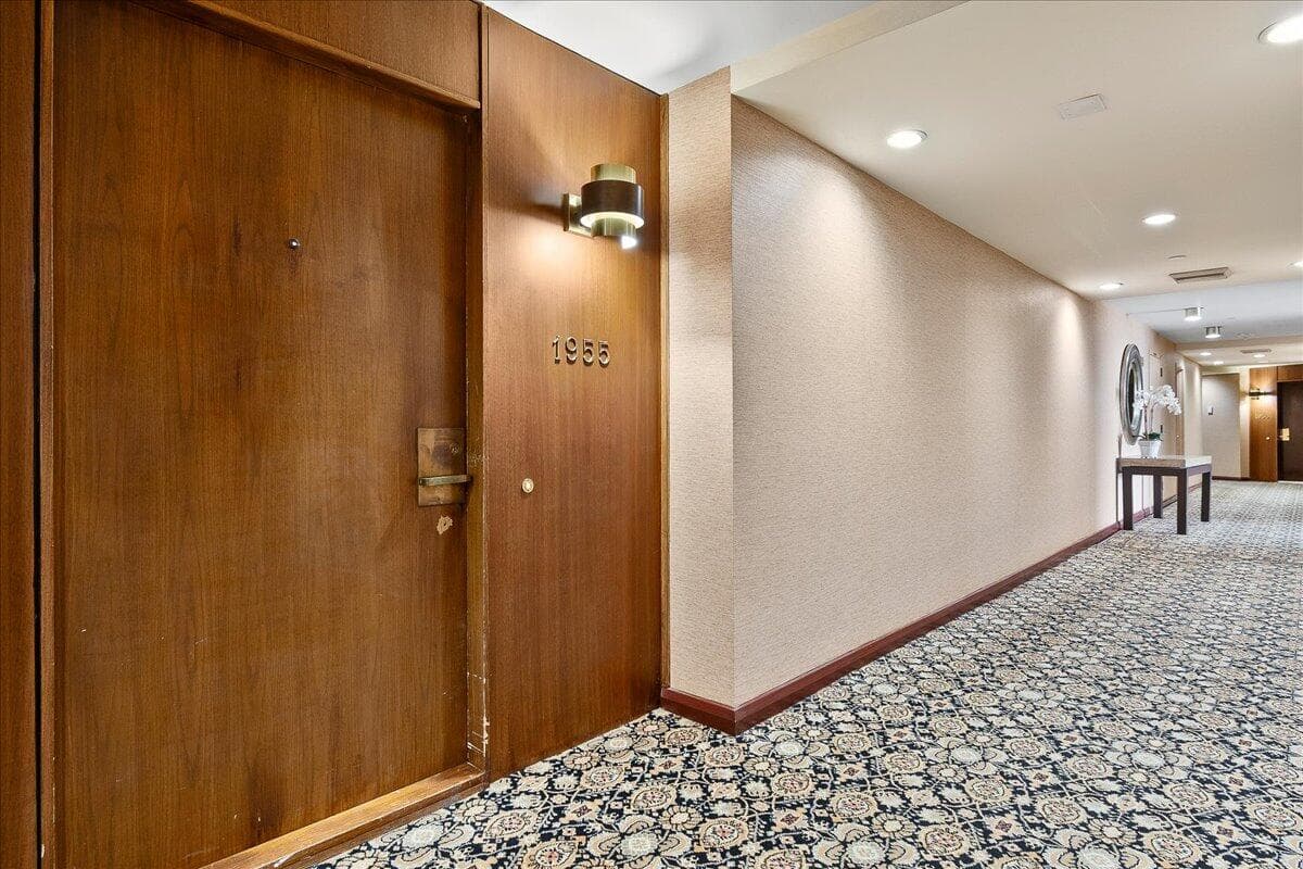 100 Lakeshore Drive 1955, North Palm Beach, FL 33408 — photo 4 of 54