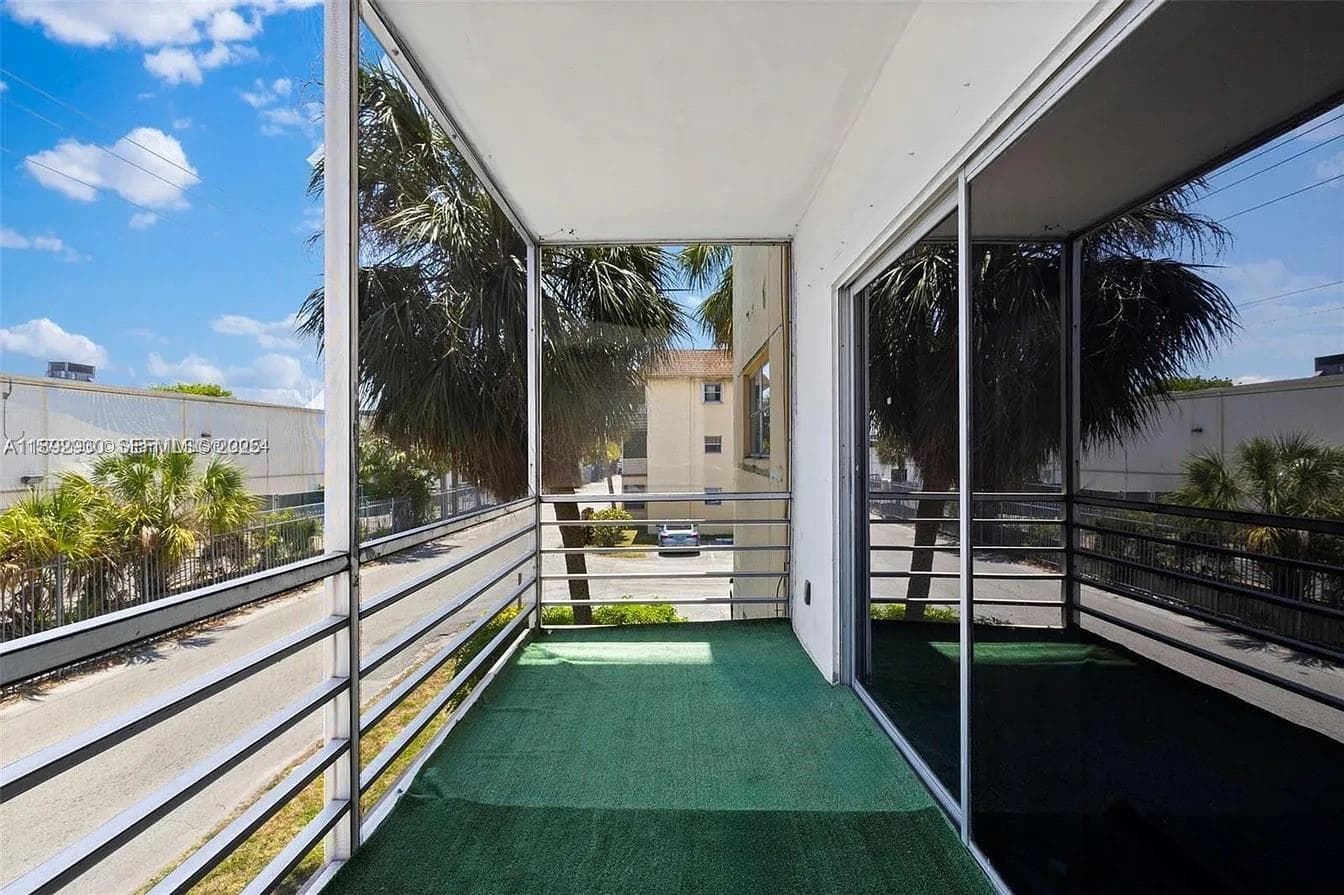 4043 NW 16th Street 201, Lauderhill, FL 33313 — photo 18 of 22