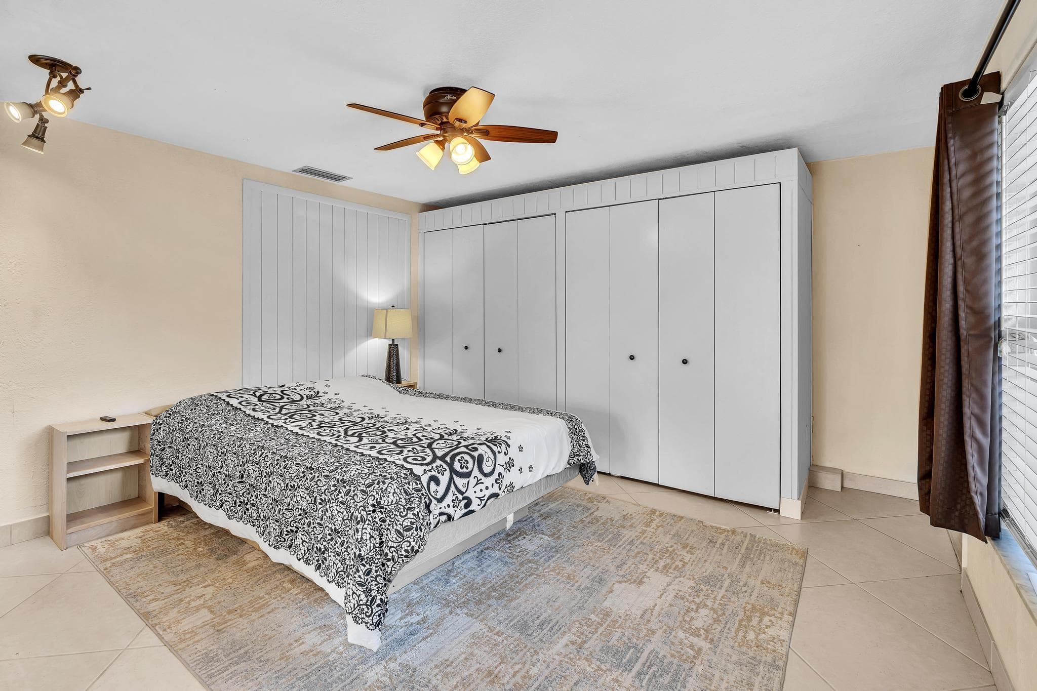 3998 NW 5th Avenue, Boca Raton, FL 33431 — photo 13 of 29