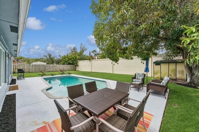 13 Little Harbor Way, Deerfield Beach, FL 33441 — photo 25 of 32