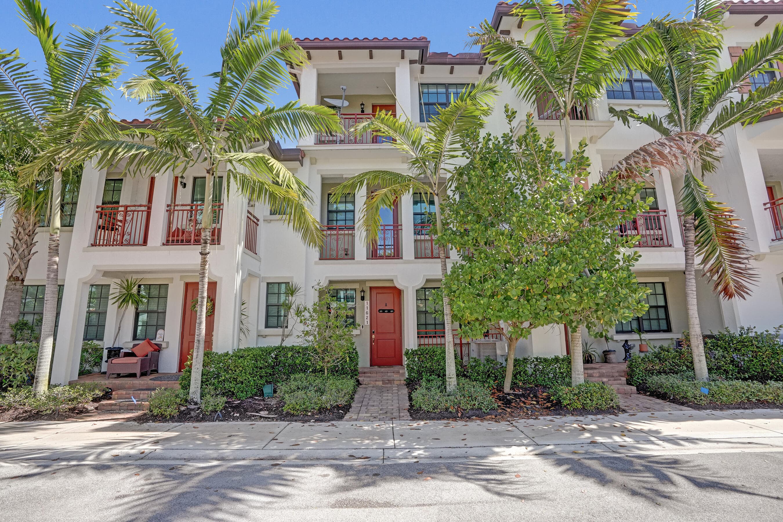 11621 SW 13th Court, Pembroke Pines, FL 33025 — photo 1 of 21