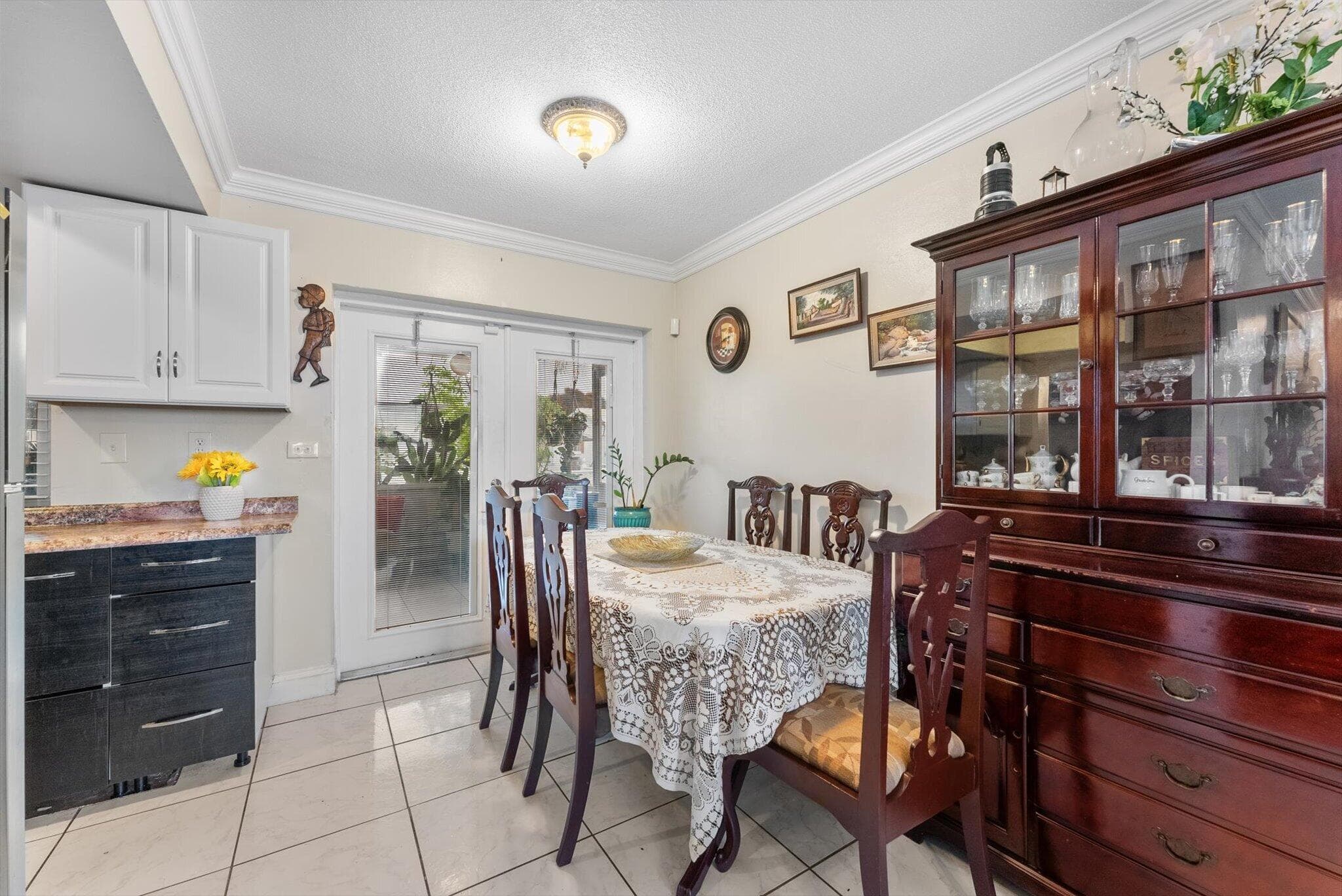 5713 NW 84th Terrace, Tamarac, FL 33321 — photo 8 of 28