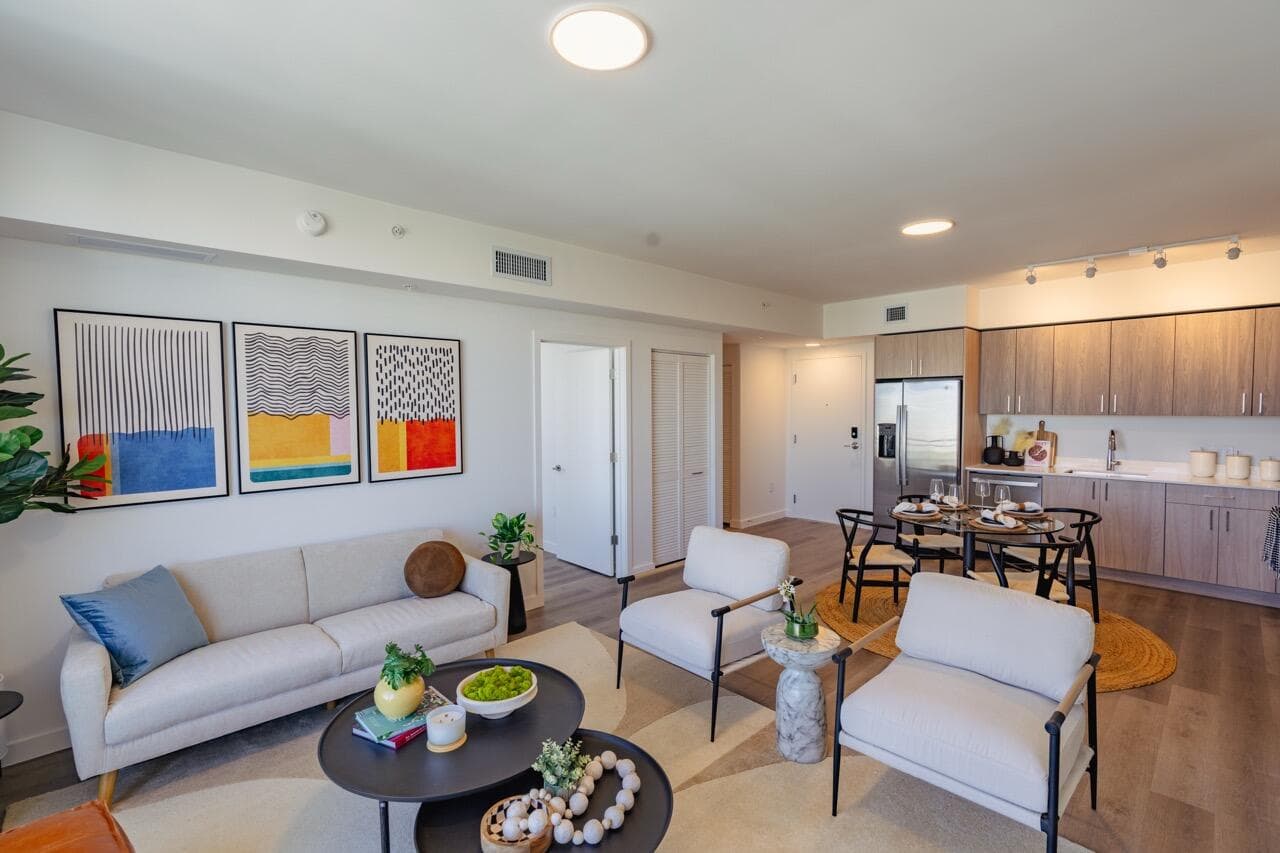 450 SW 5th Street 608, Miami, FL 33130 — photo 14 of 32