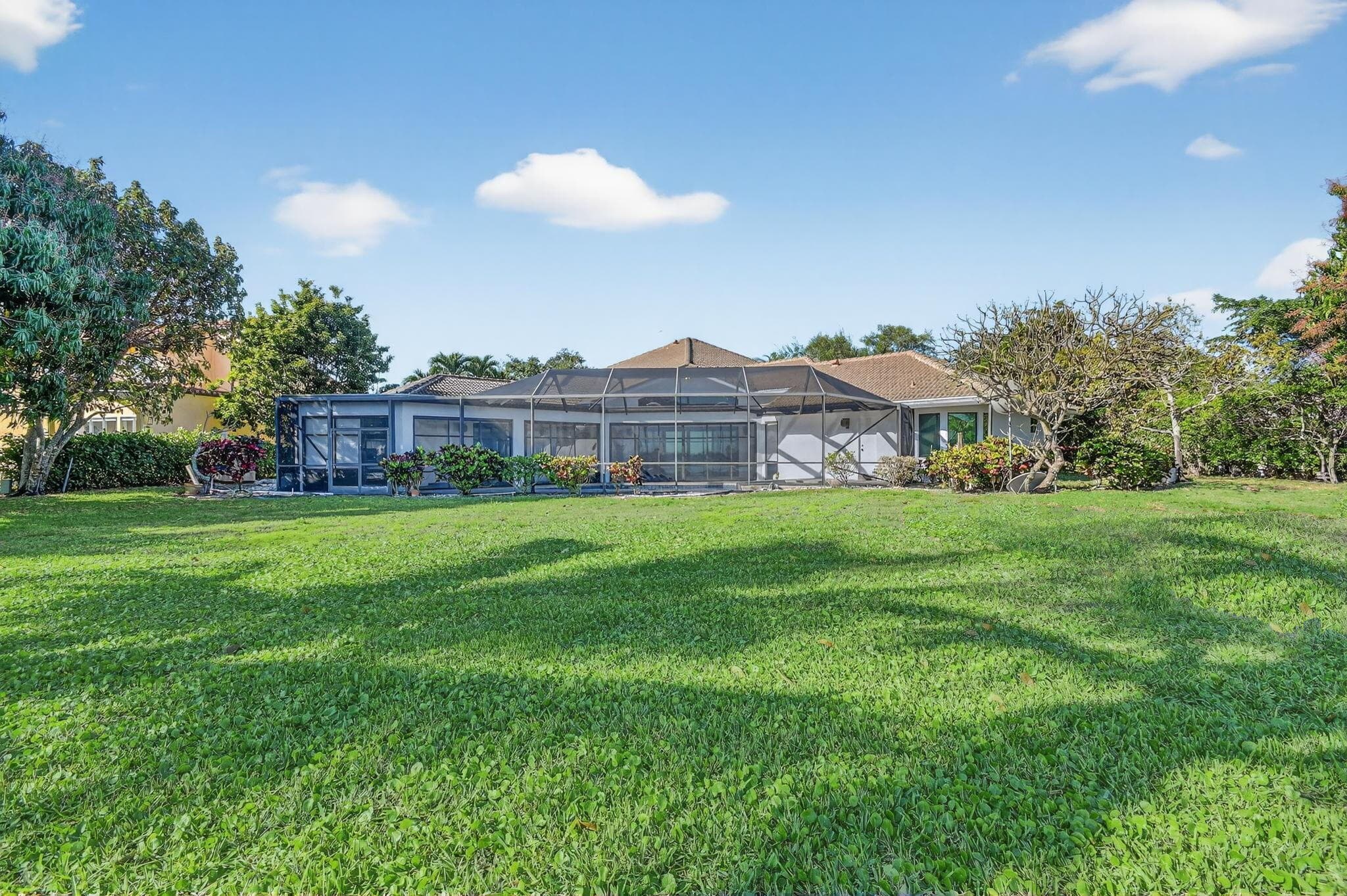 2410 Embassy Drive, West Palm Beach, FL 33401 — photo 36 of 42