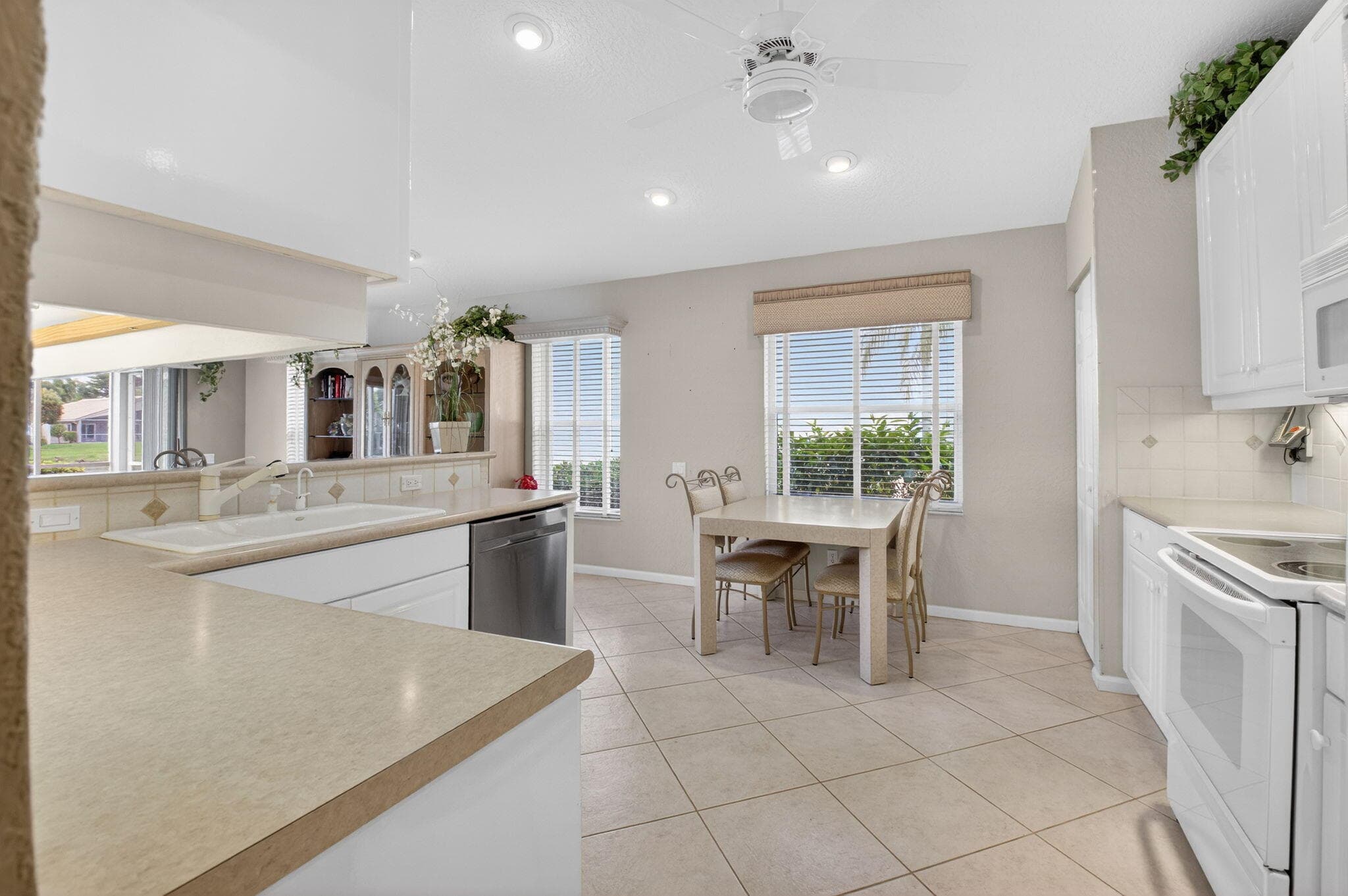 6838 Castlemaine Avenue, Boynton Beach, FL 33437 — photo 23 of 95