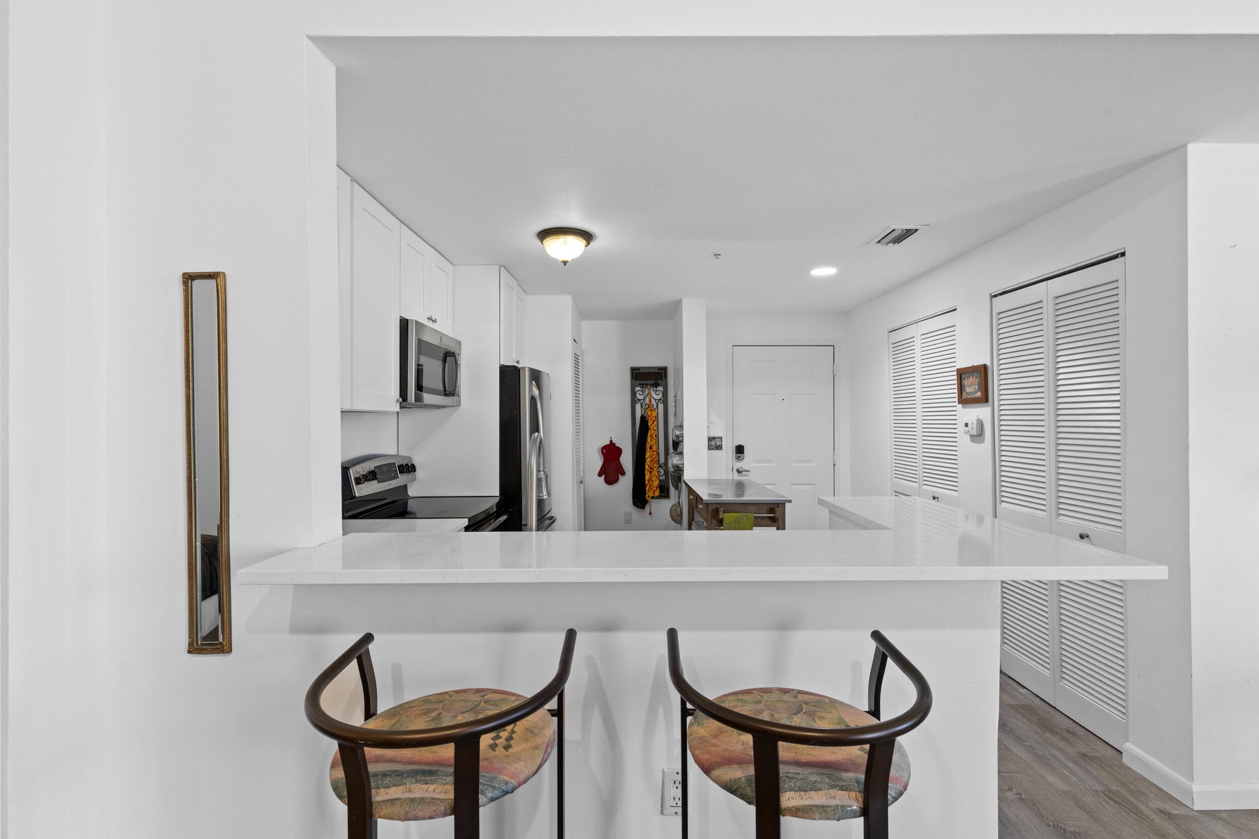 255 Evernia Street 1518, West Palm Beach, FL 33401 — photo 9 of 38
