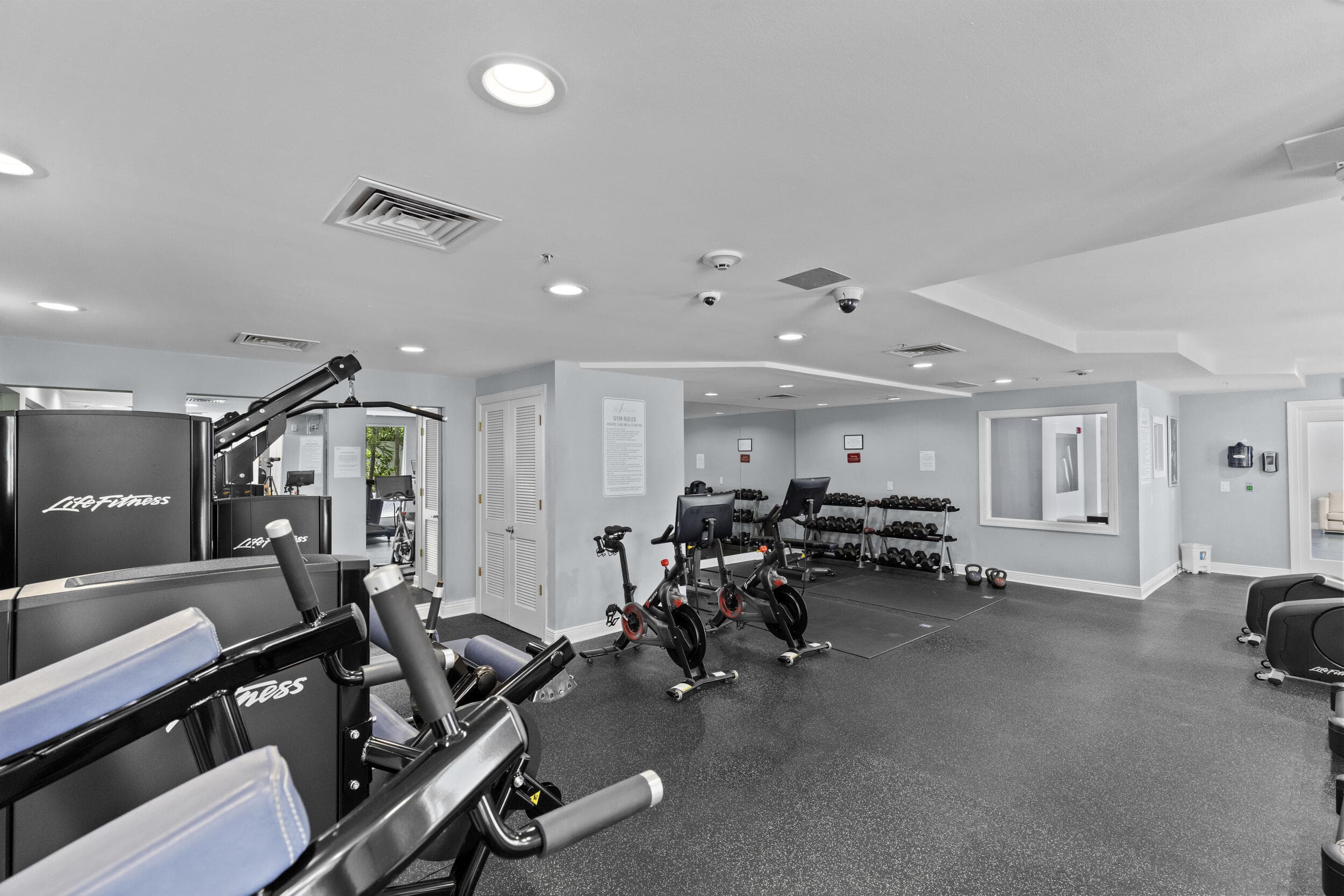 255 Evernia Street 1518, West Palm Beach, FL 33401 — photo 22 of 38