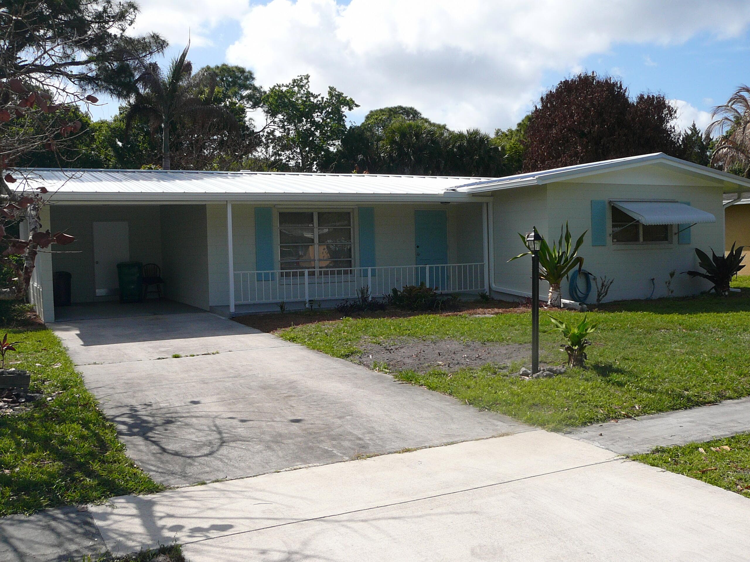 2921 Sherwood Lane, Fort Pierce, FL 34982 — photo 2 of 36